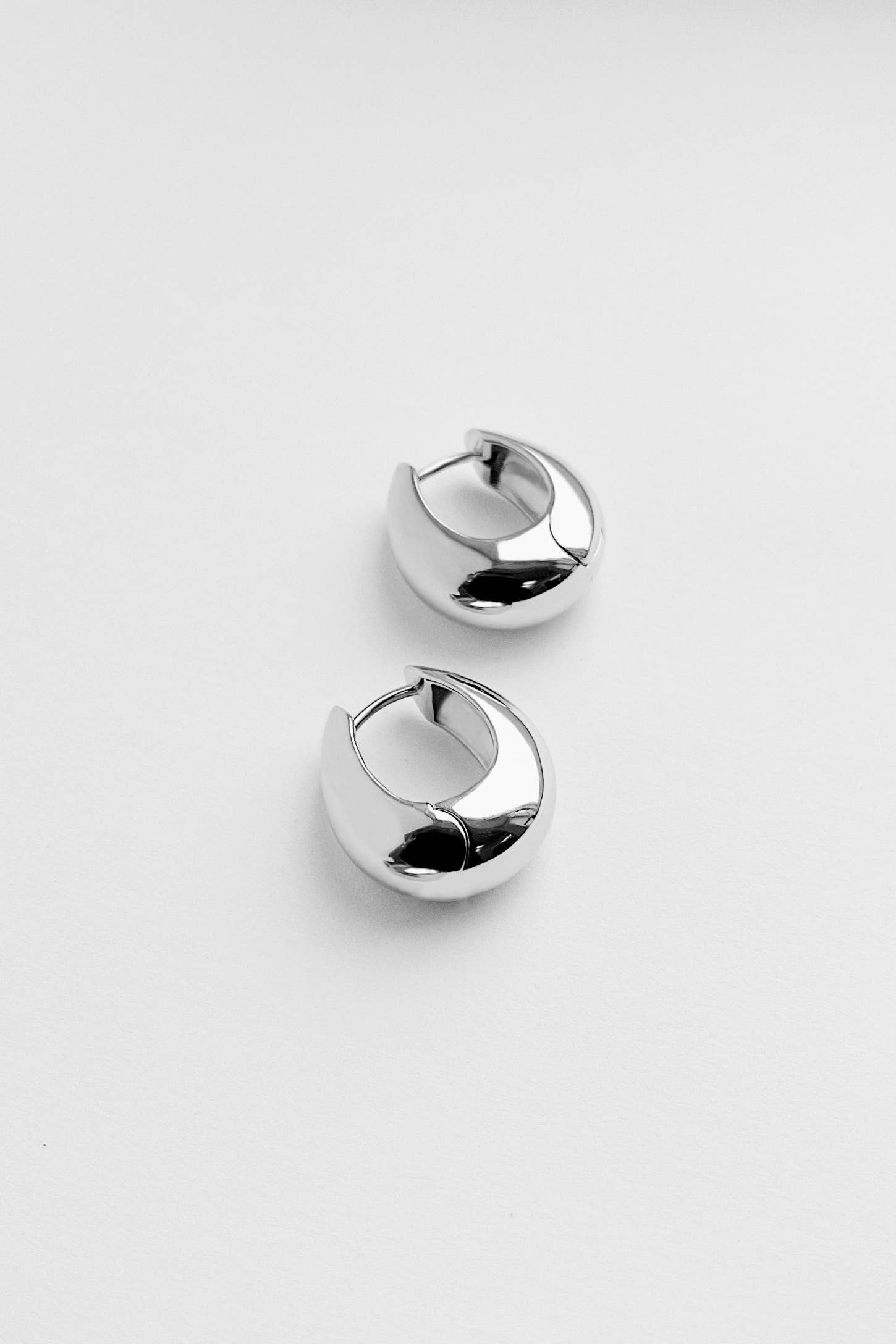 Hazel Hoops: Sterling Silver