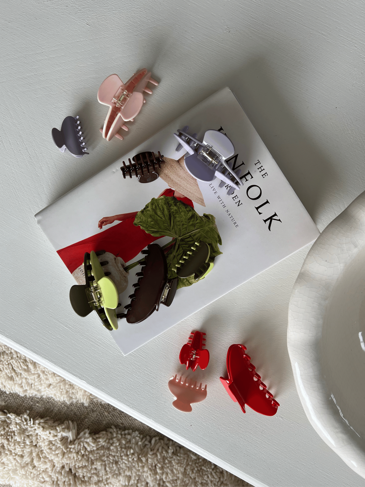 Small Hair Claw Clips: Cherry