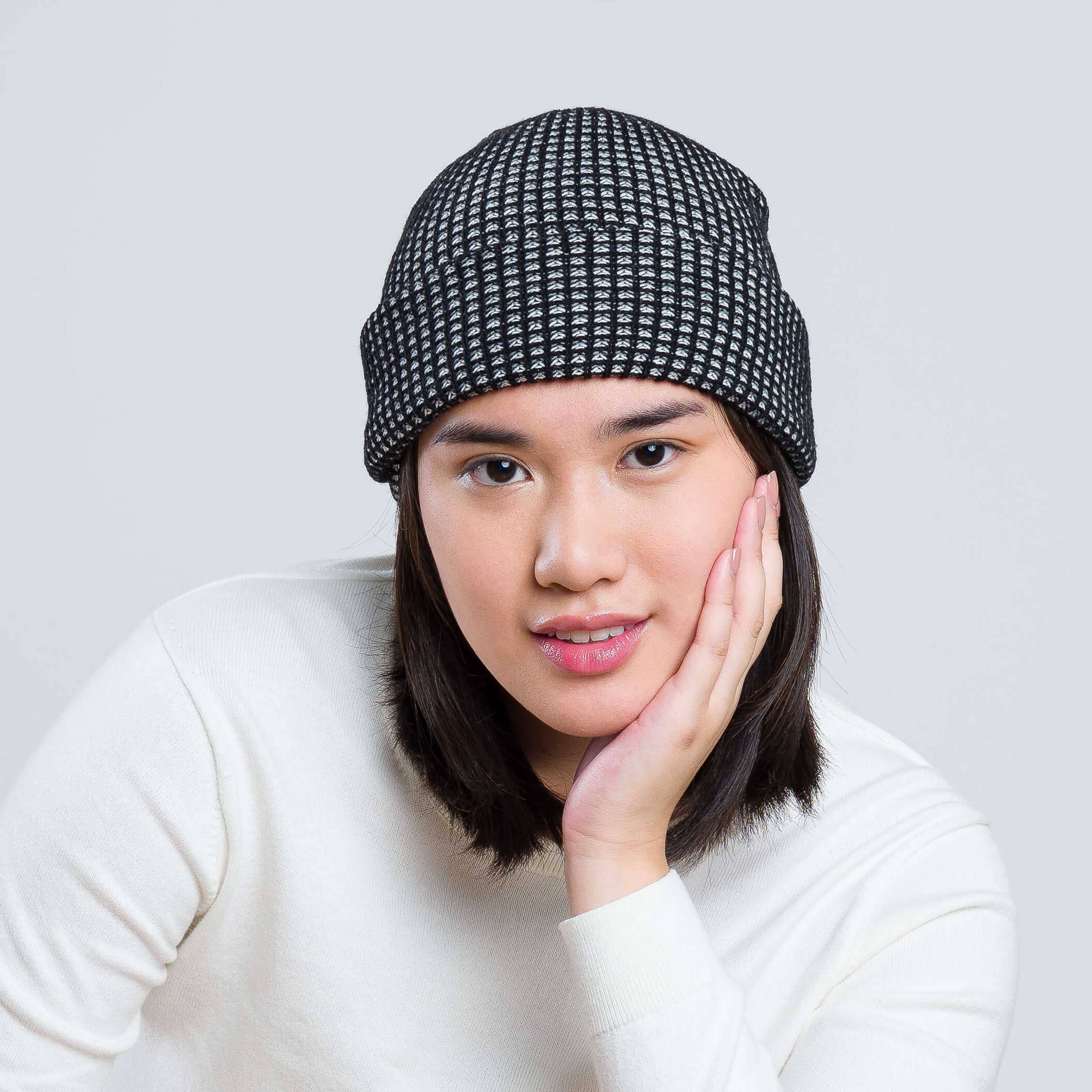 Grid Knit Beanie - Black Grey