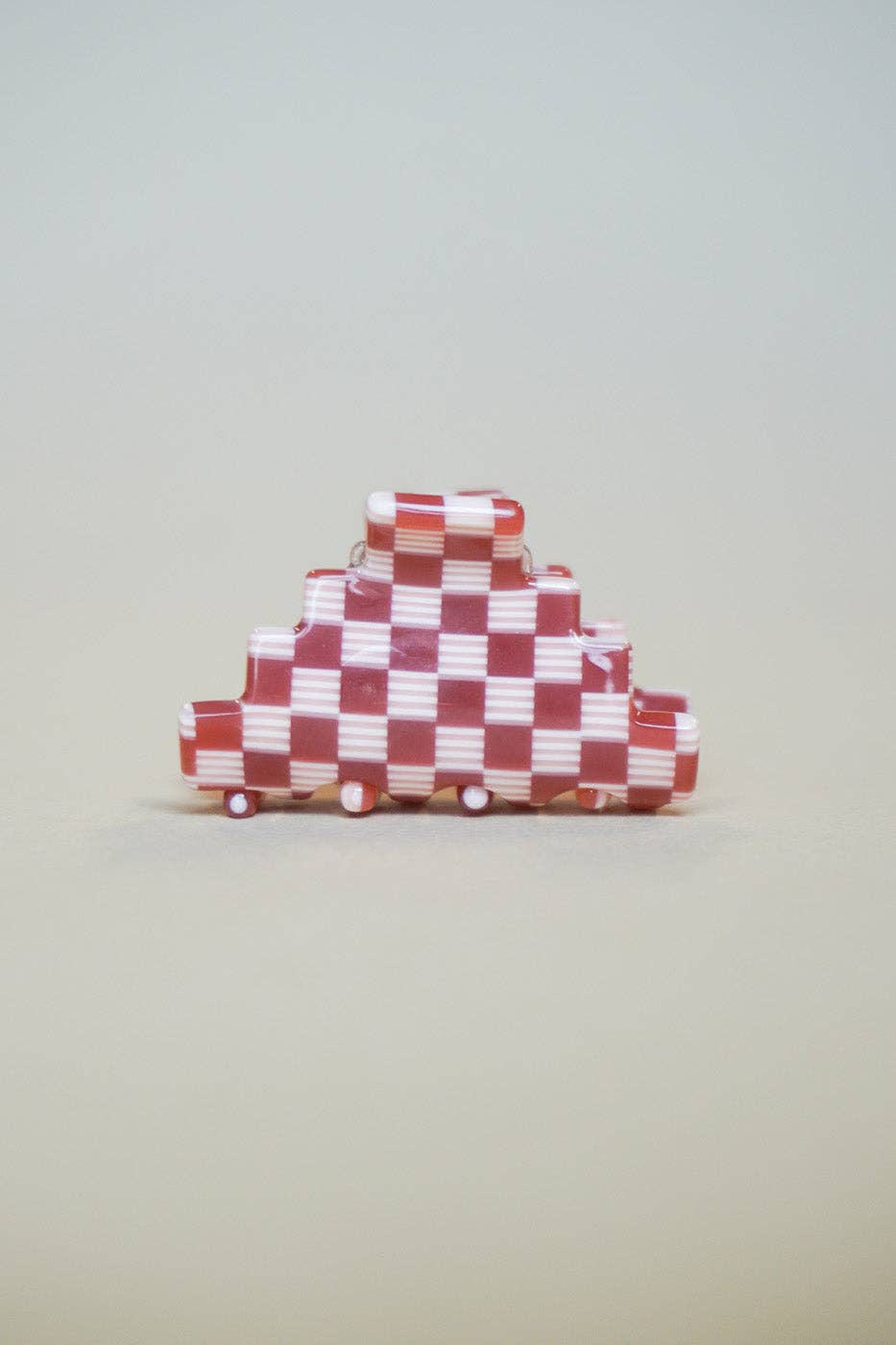 Small Pyramid Hair Claw: Red Checker