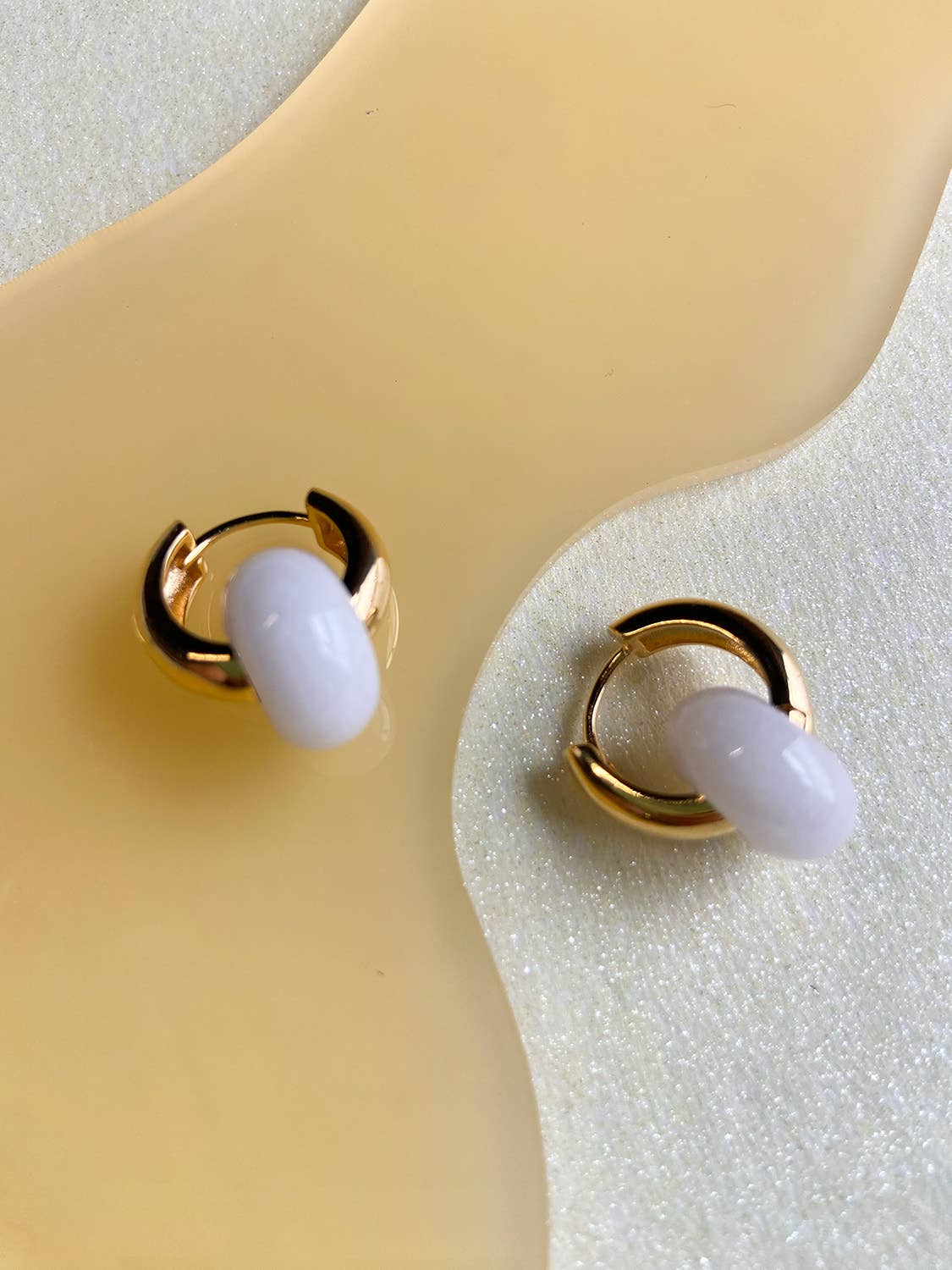 Rondella Stone Chunky Hoops: White Jade