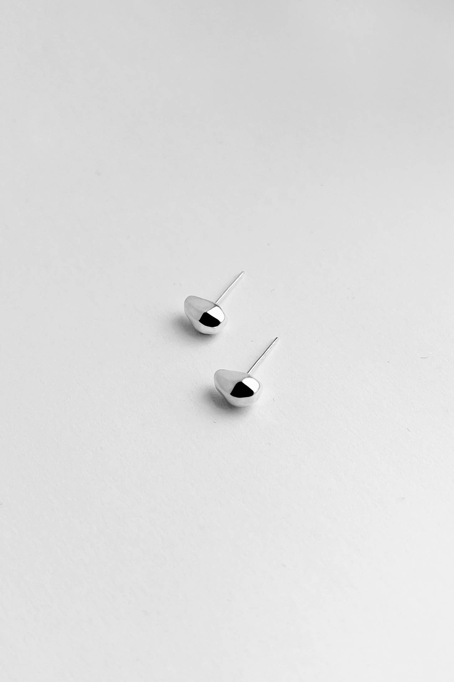 Pebble Studs: Sterling Silver