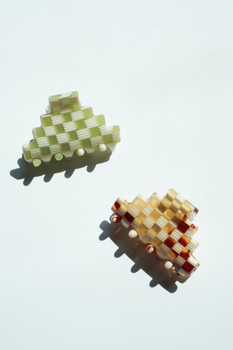 Pyramid hair-claw in small green set of two: Green set