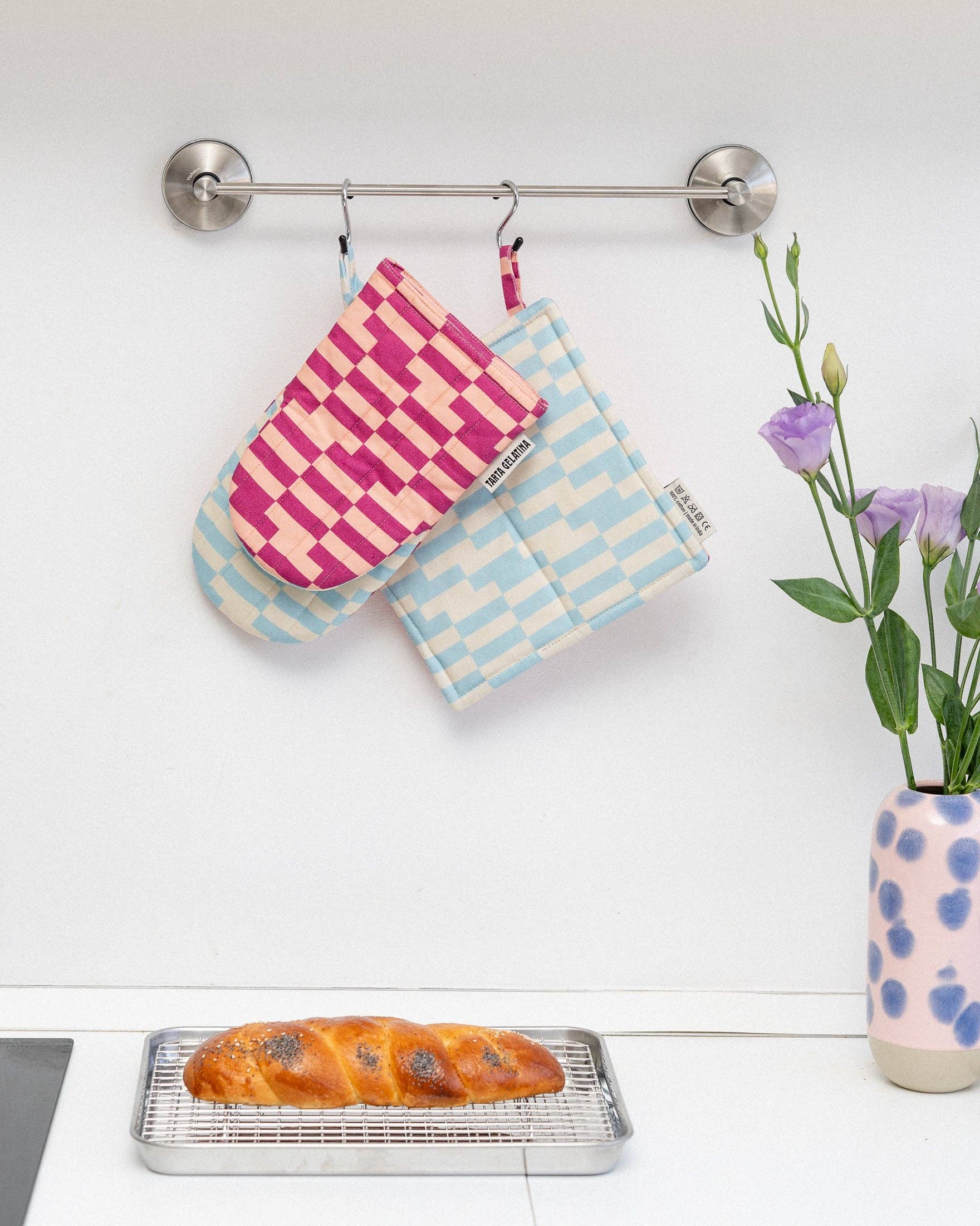 Pot Holder: Berry Jam