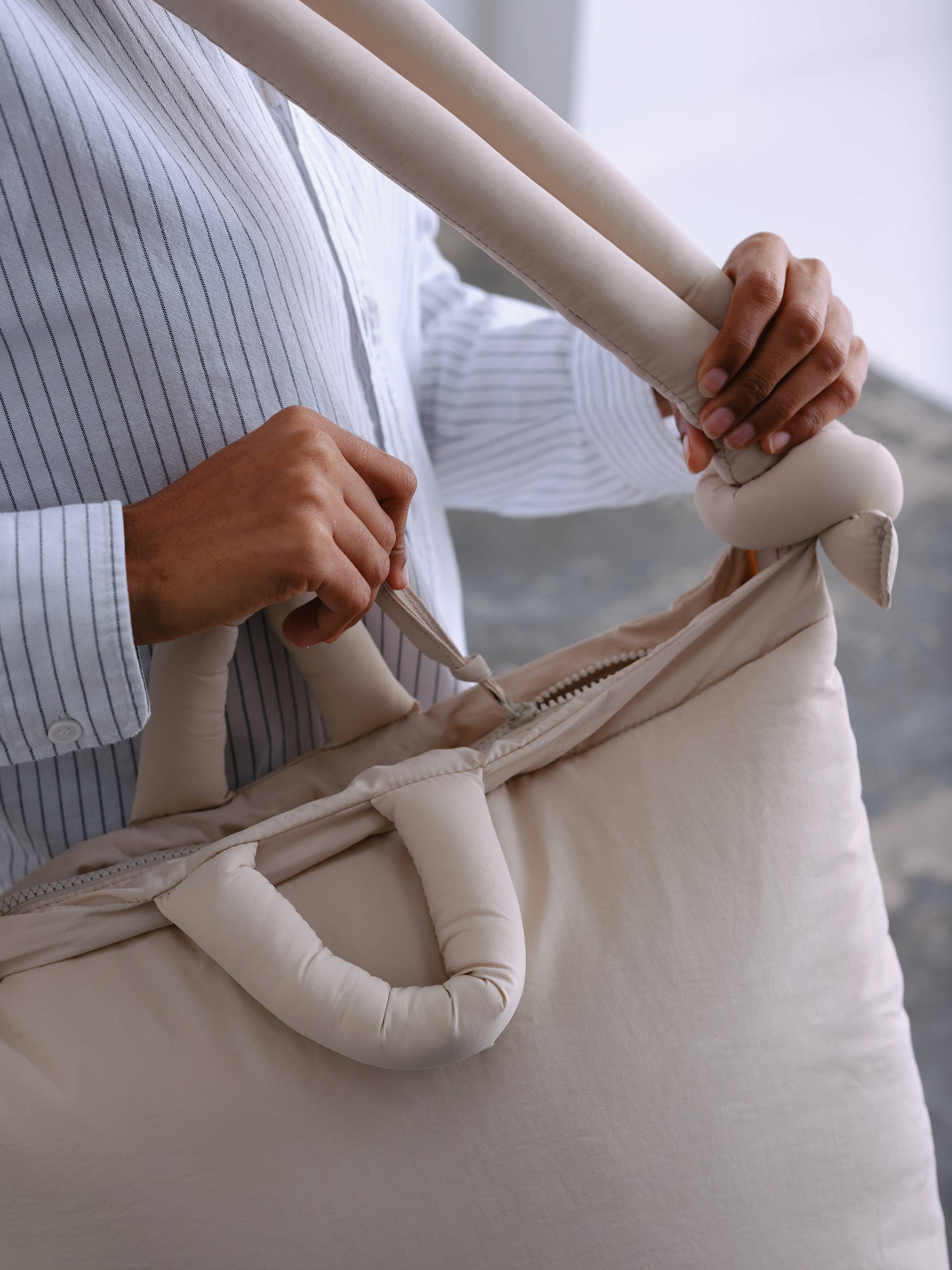 Ona Pro Soft Bag : Coral