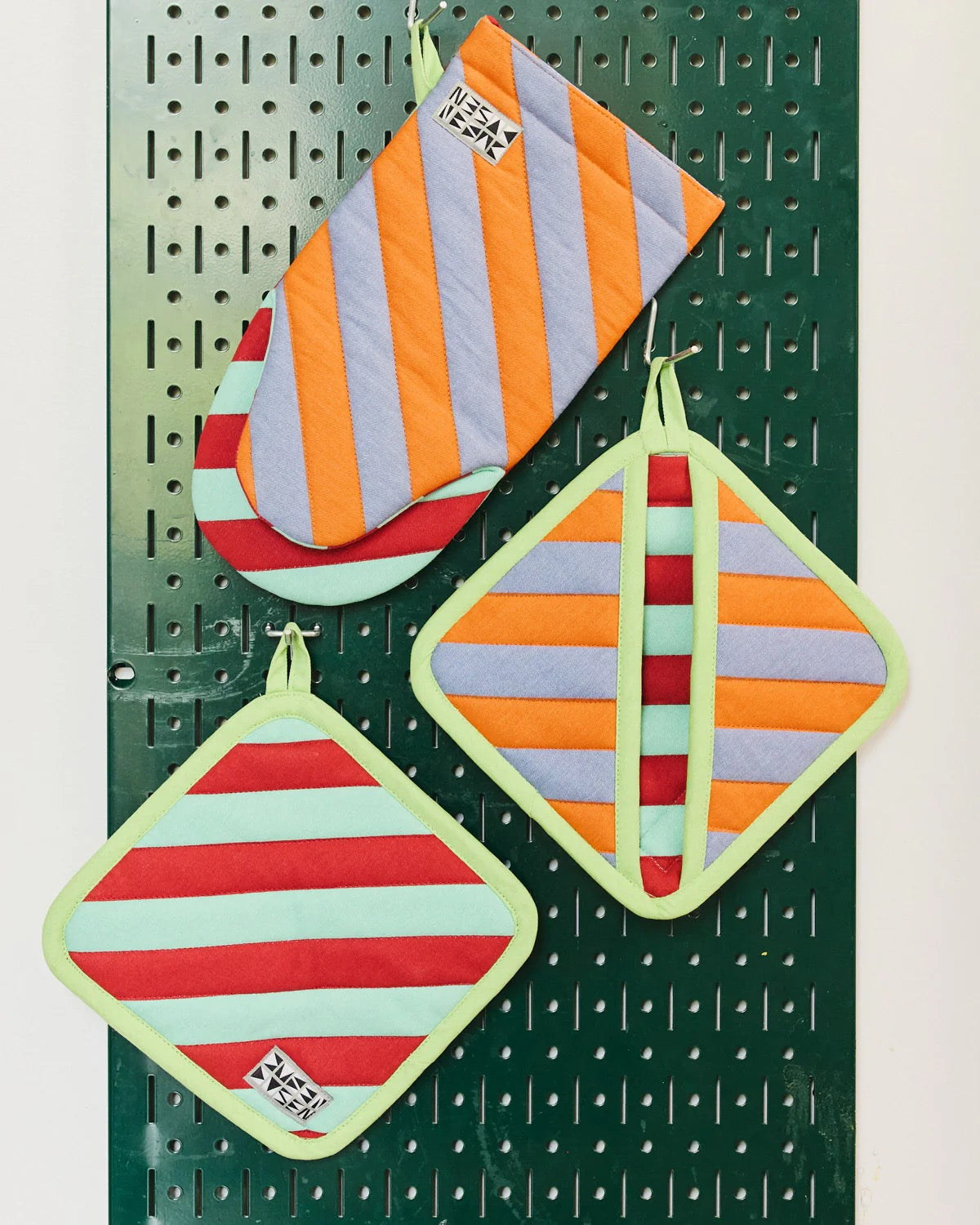 Striped Oven Mitts | Pumpernickel