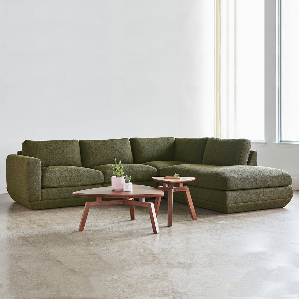Podium Modular 4PC Lounge Sectional A | Right Facing