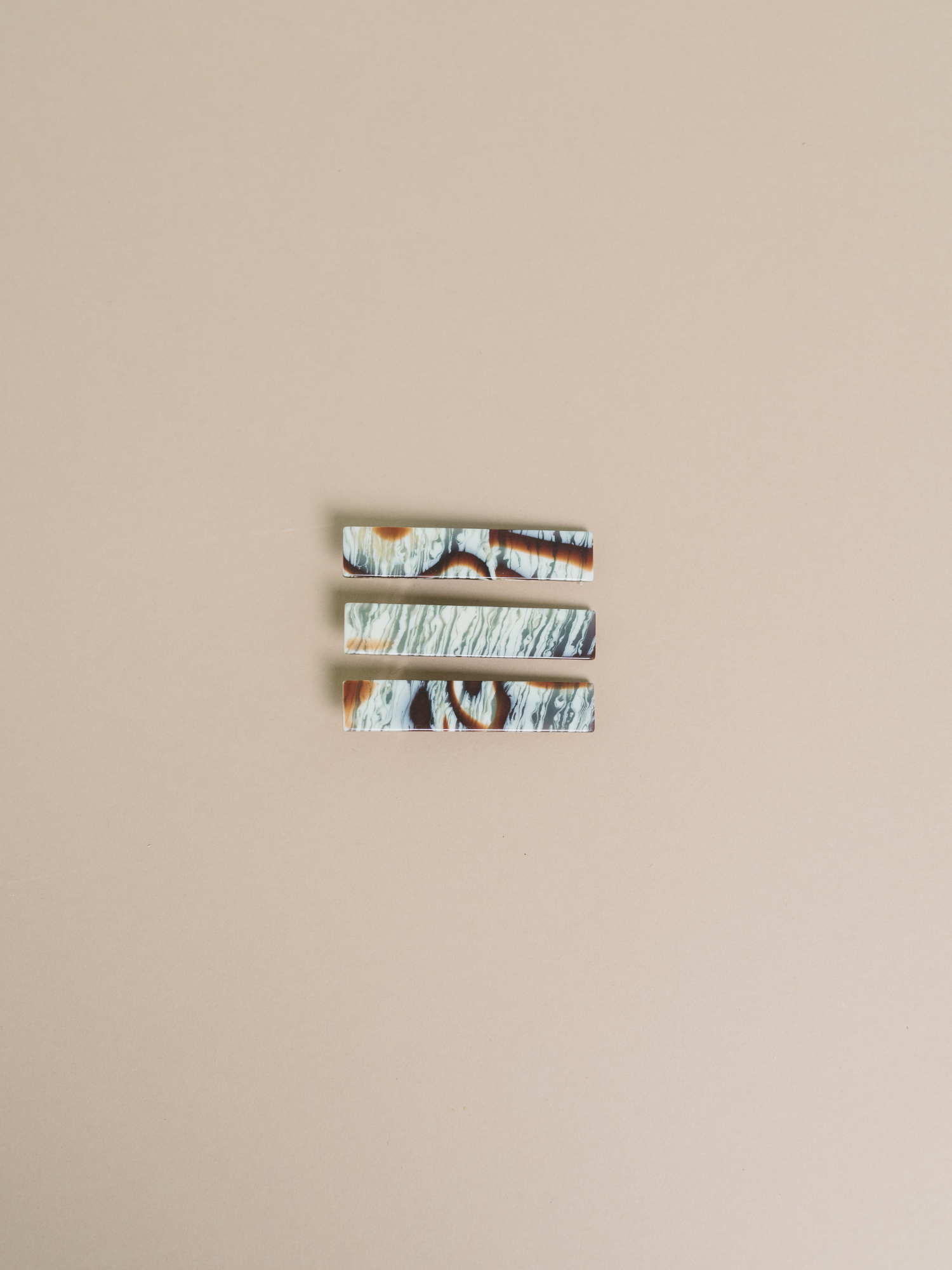 Flora Hair Clips, Black + White