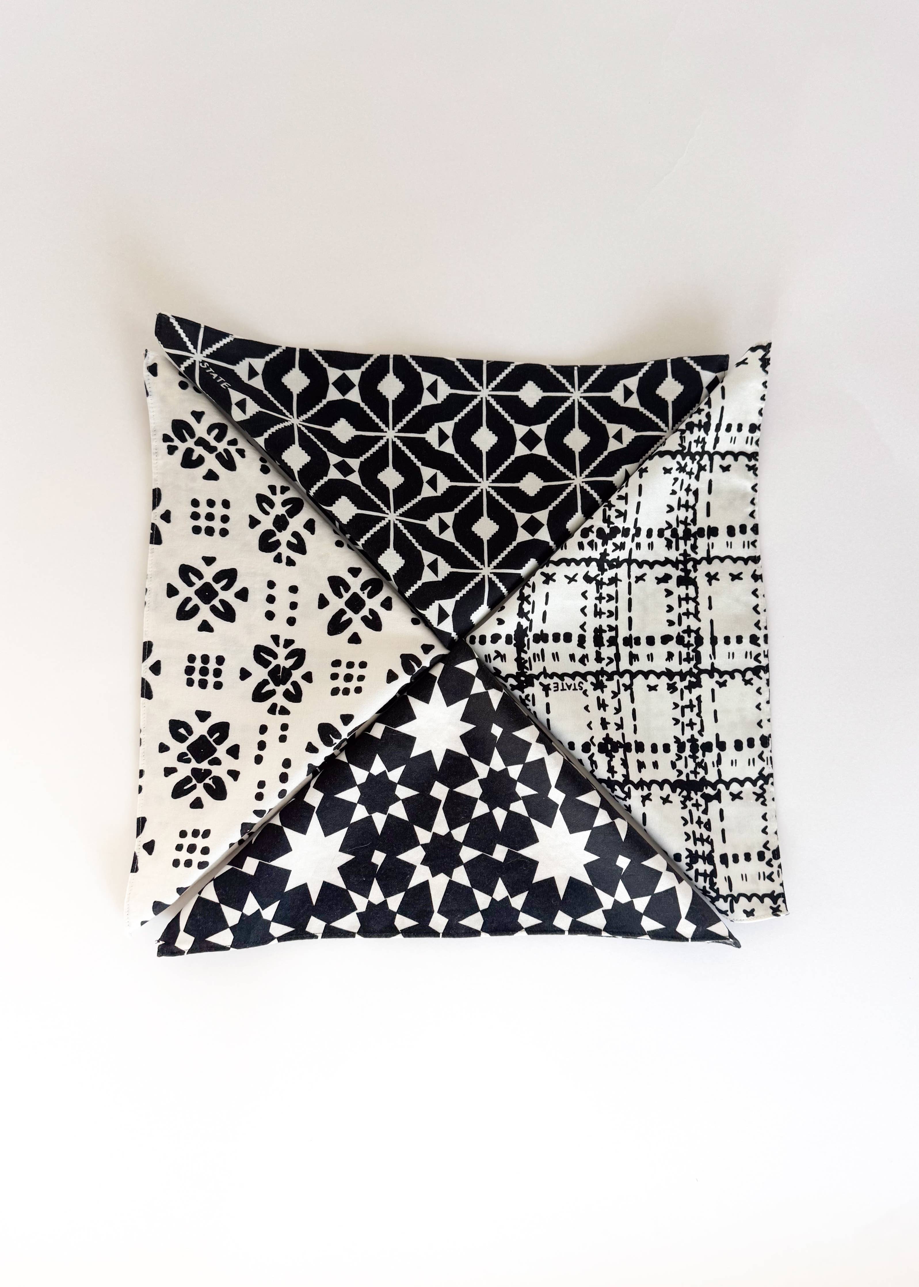 Static Napkin Set