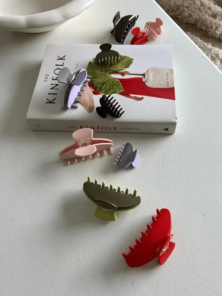 Small Hair Claw Clips: Cherry