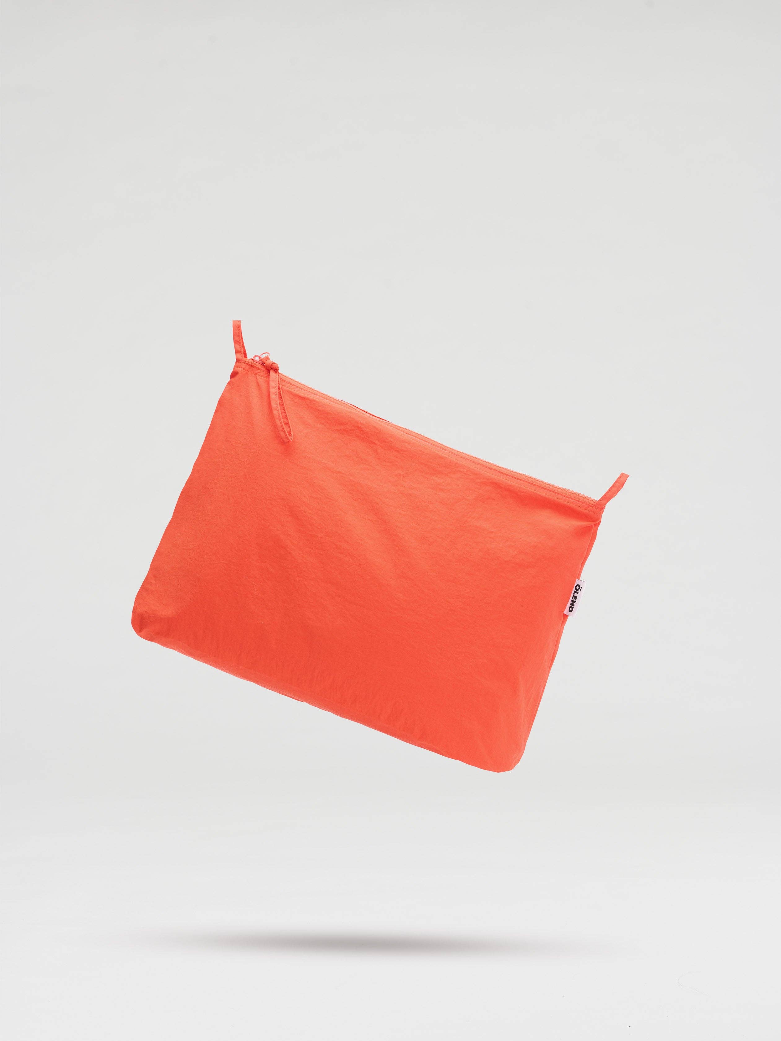 Ona Zippered Organizer: Coral