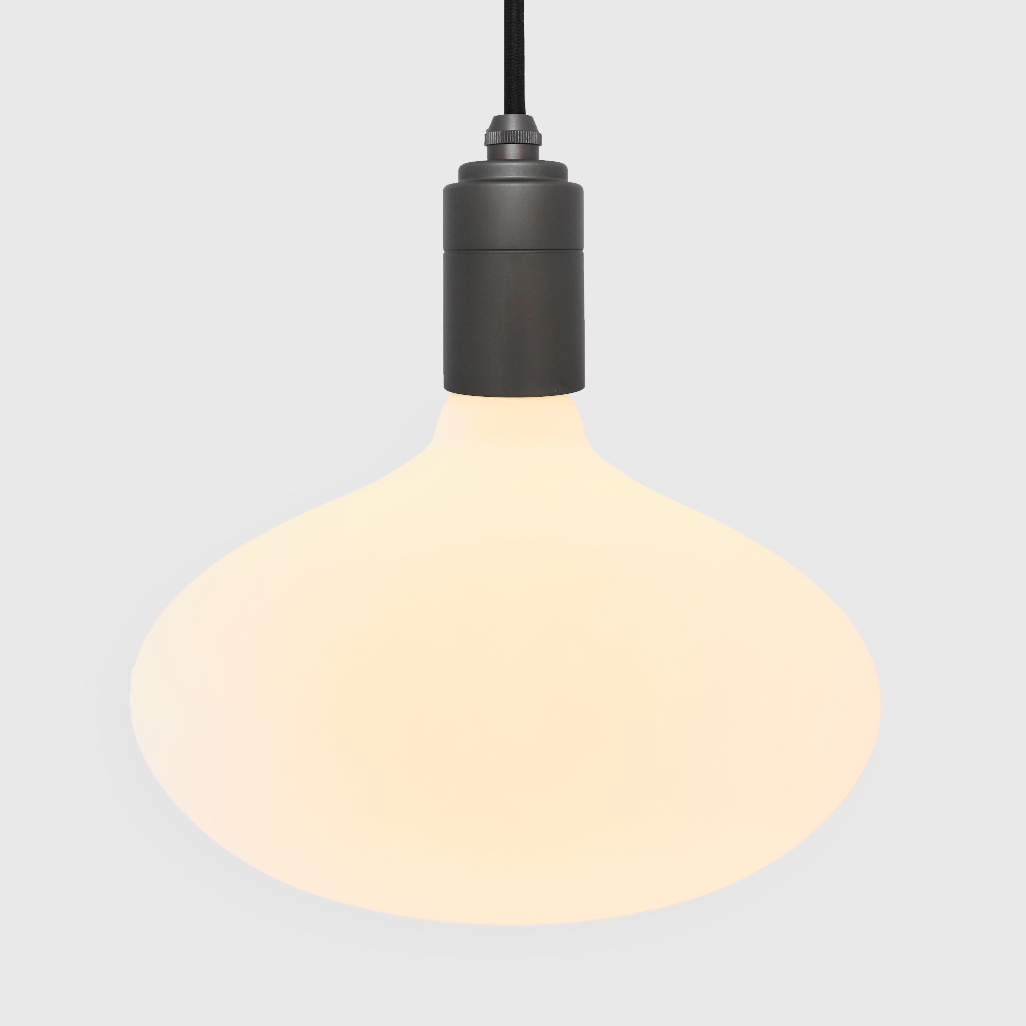 Oval II Plug-In Pendant in Graphite