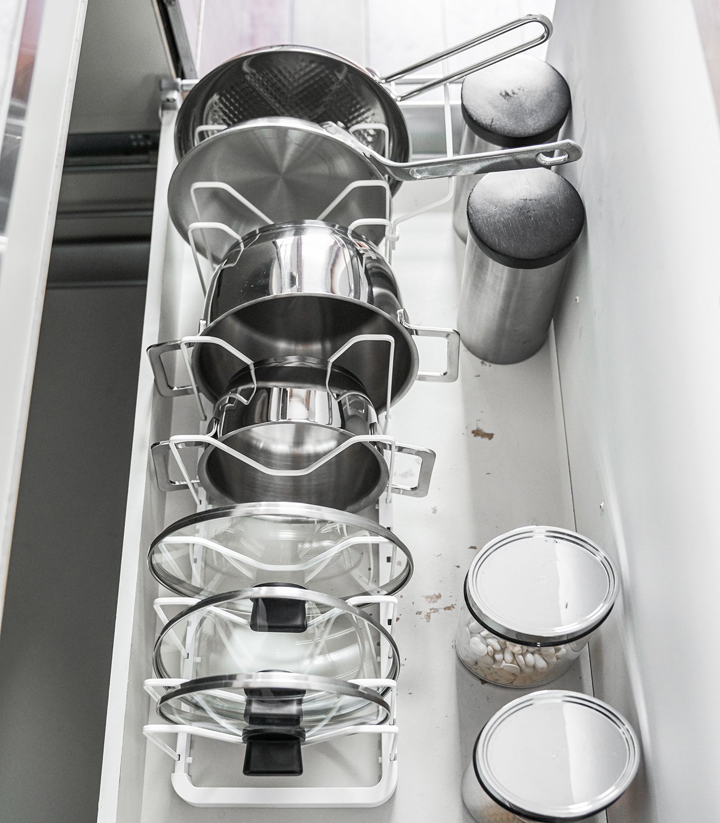 Adjustable Pot Lid Organizer