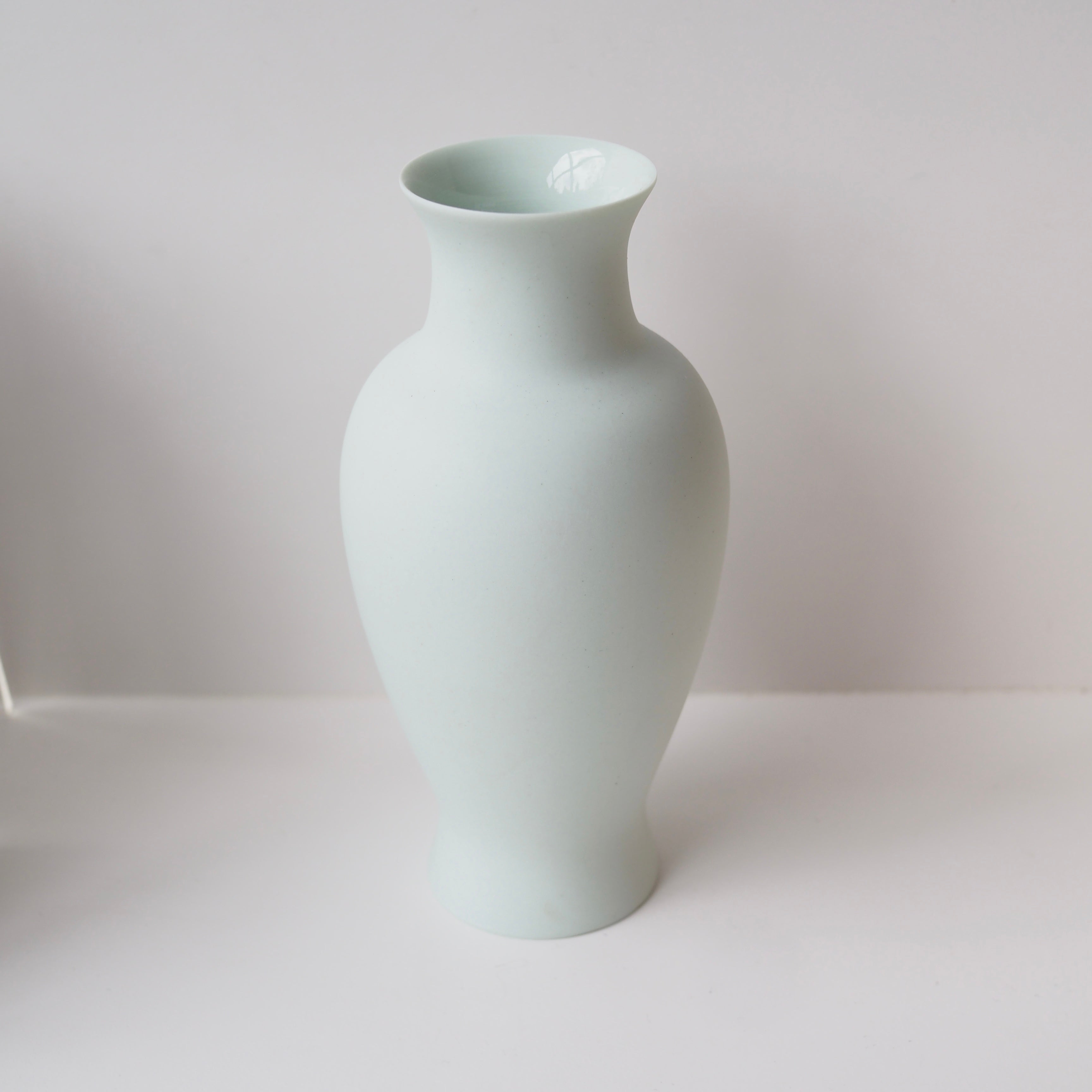 Matte Porcelain Mini Pear Vase