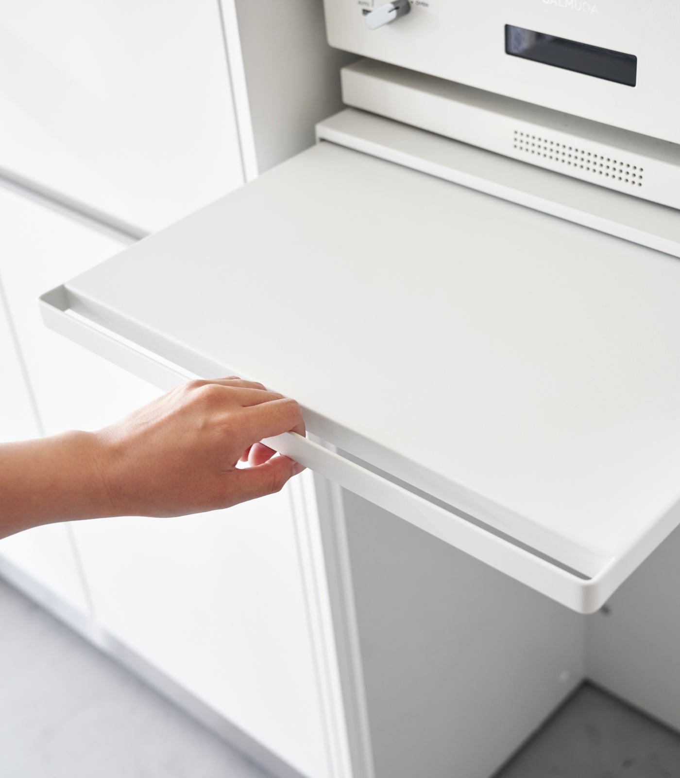 Countertop Drawer with Pull-Out Shelf