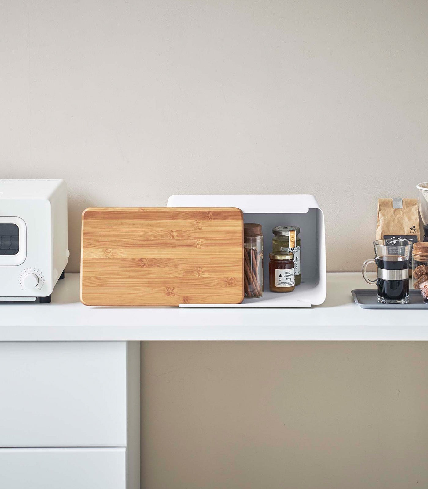 Bread Box with Cutting Board Lid