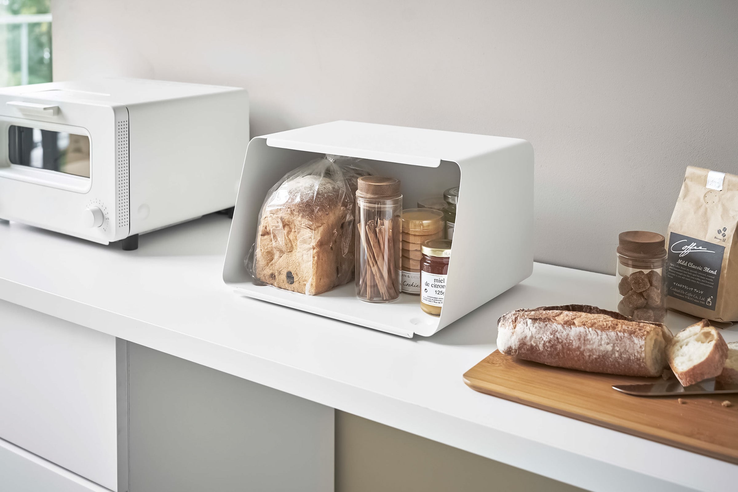 Bread Box with Cutting Board Lid