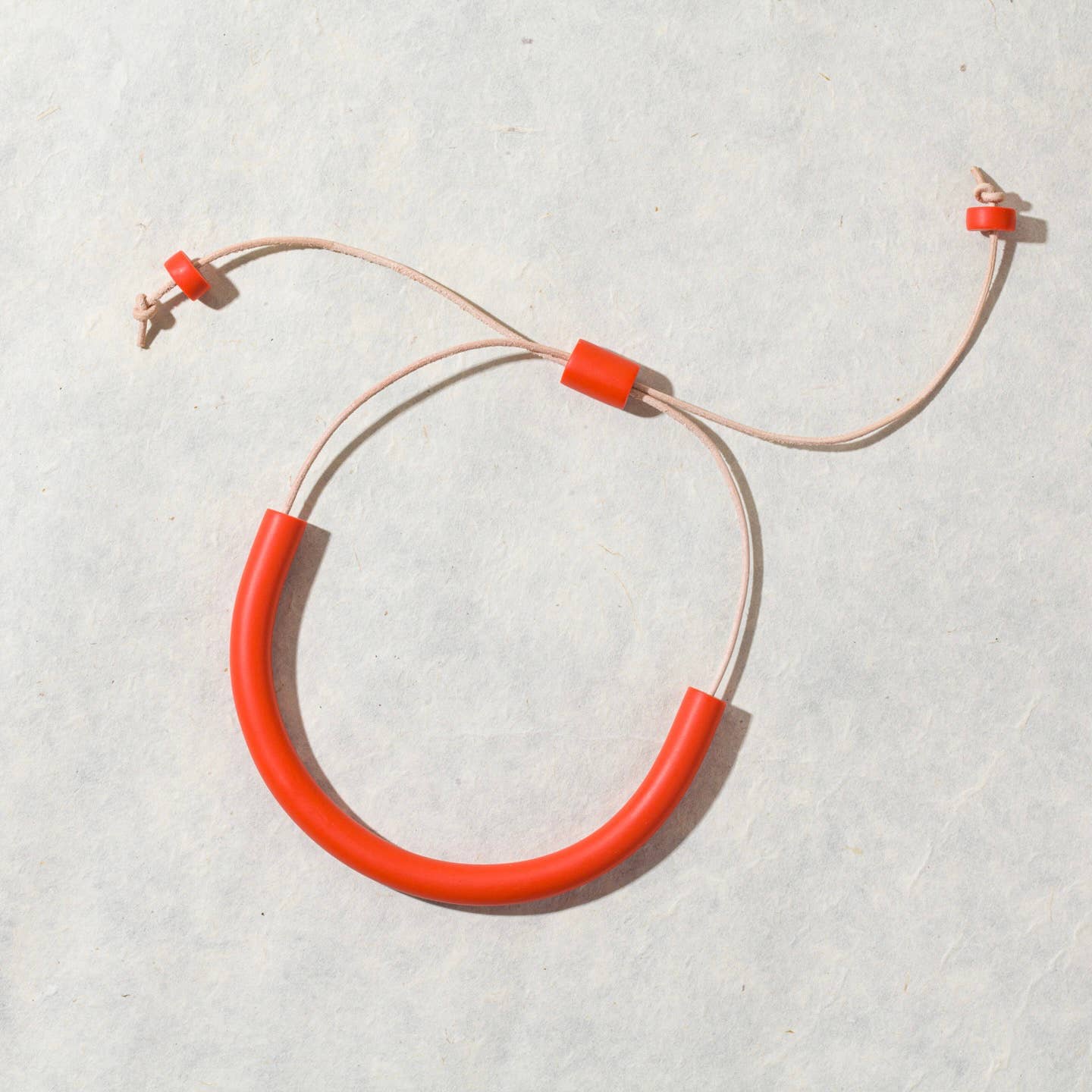 Solid Harper Mini Poppy Necklace