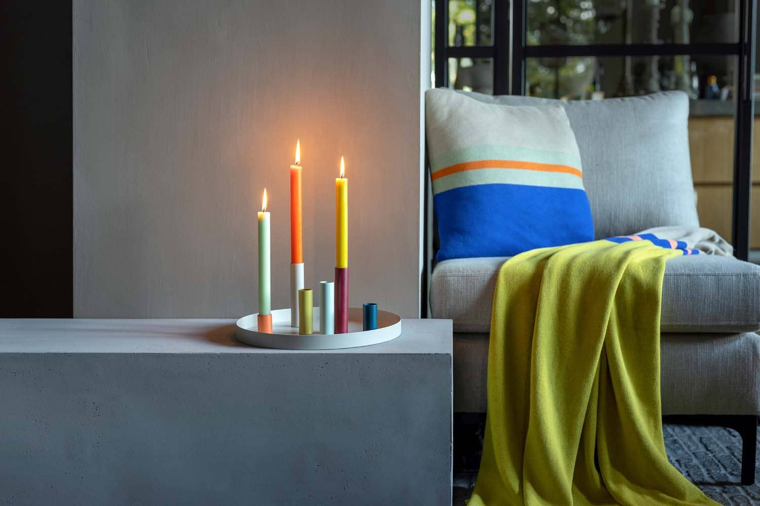 Magnetic candle holder 'Luna'