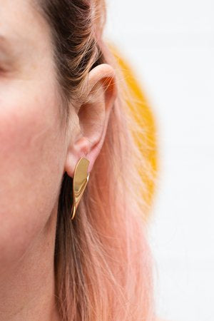 Curved Mesa Earrings