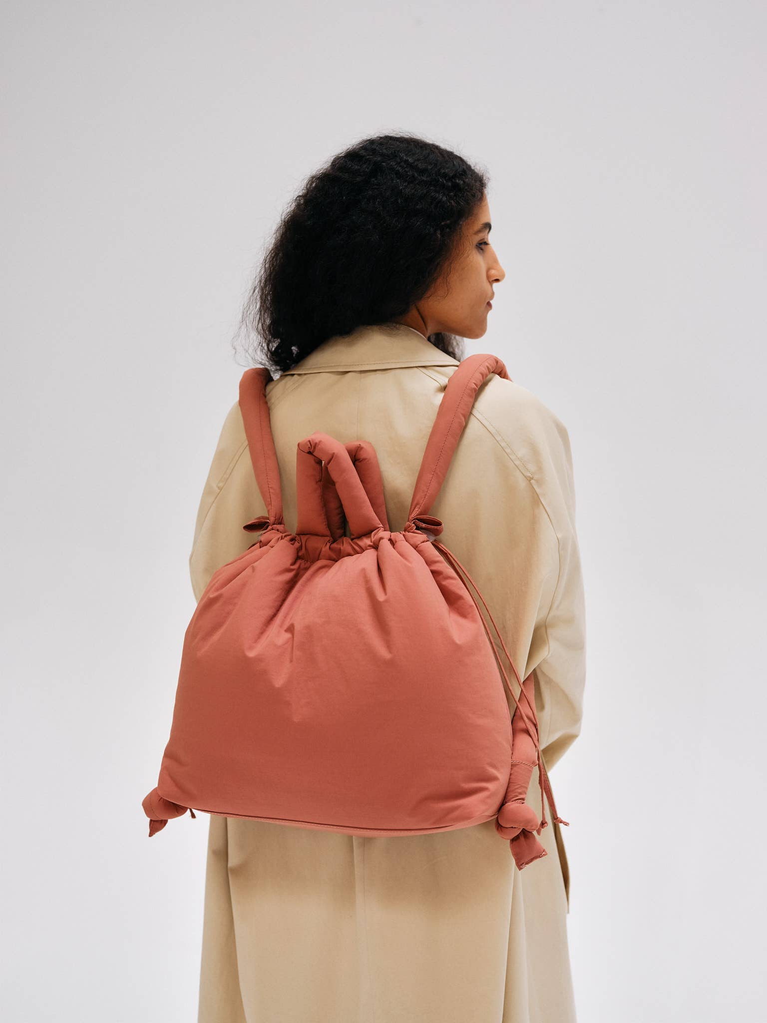 Ona Soft Bag: Soft peach