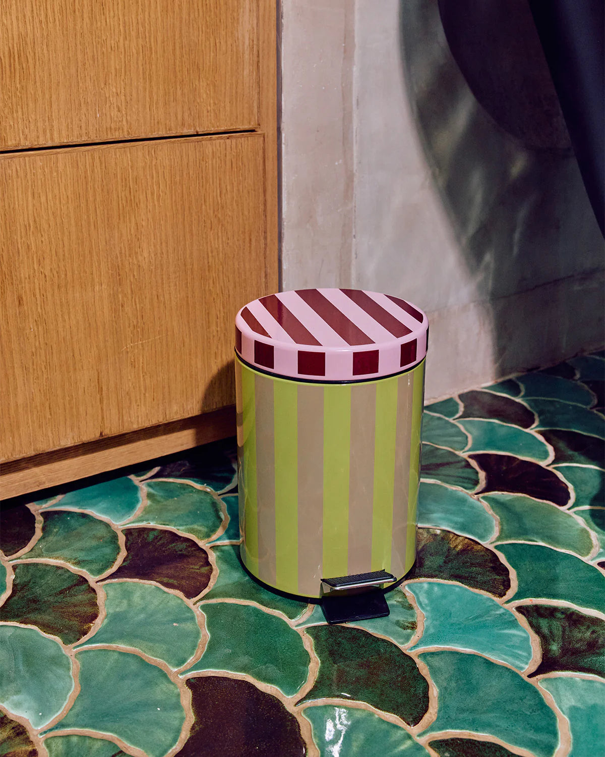 Pedal Trash Bin | Firefly Stripe