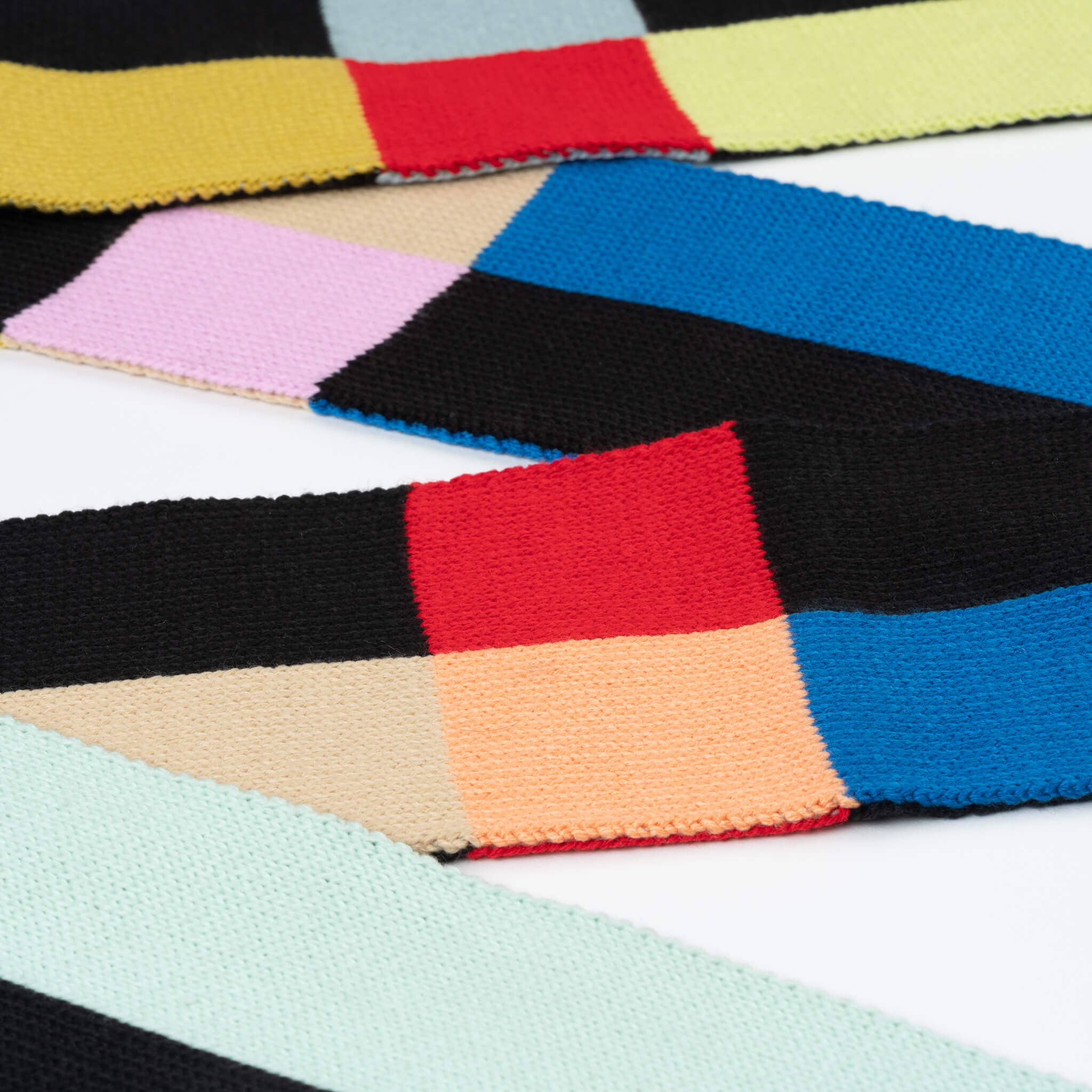 Chroma Skinny Scarf | Black