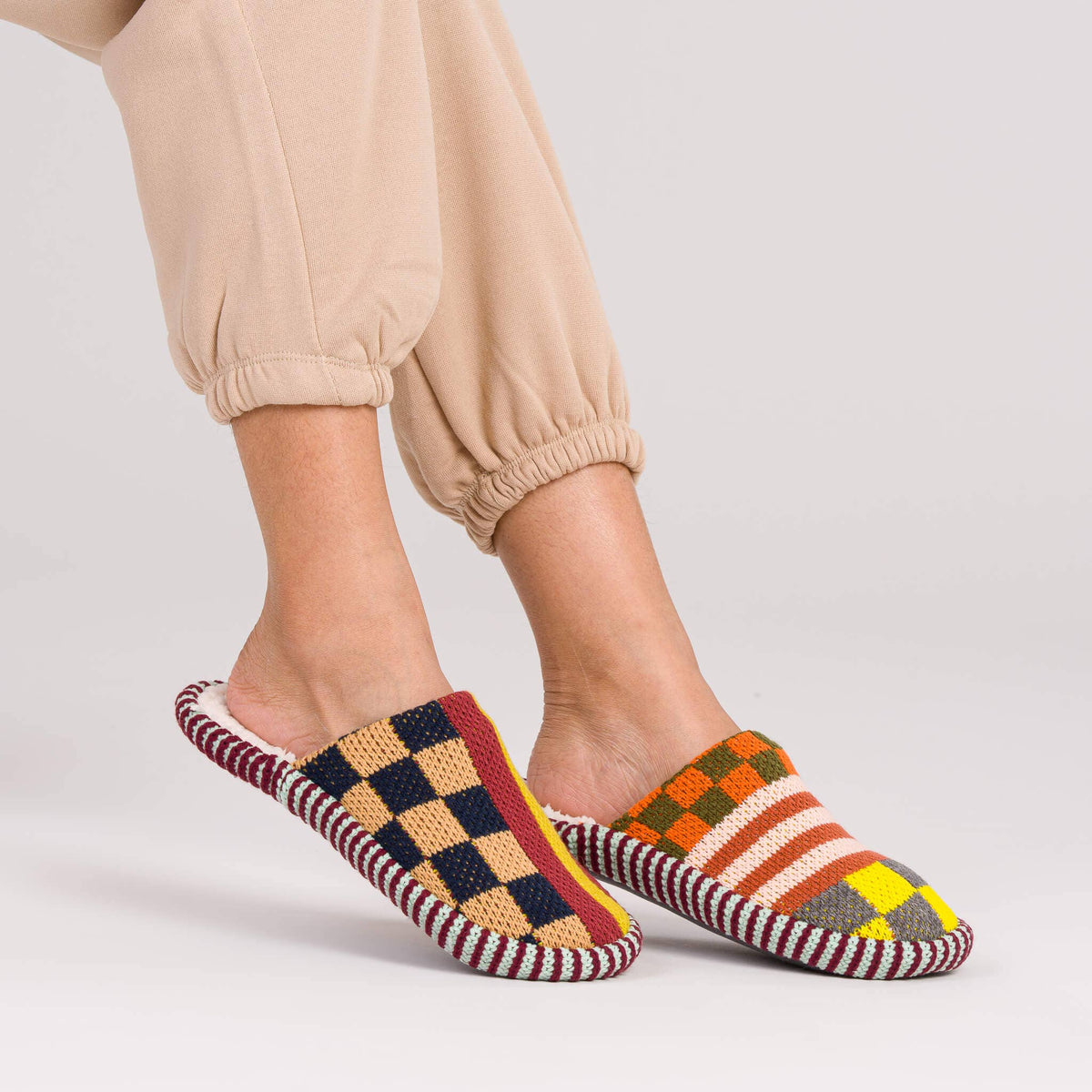 Pattern Patch Slide Slippers | Candy | L/XL