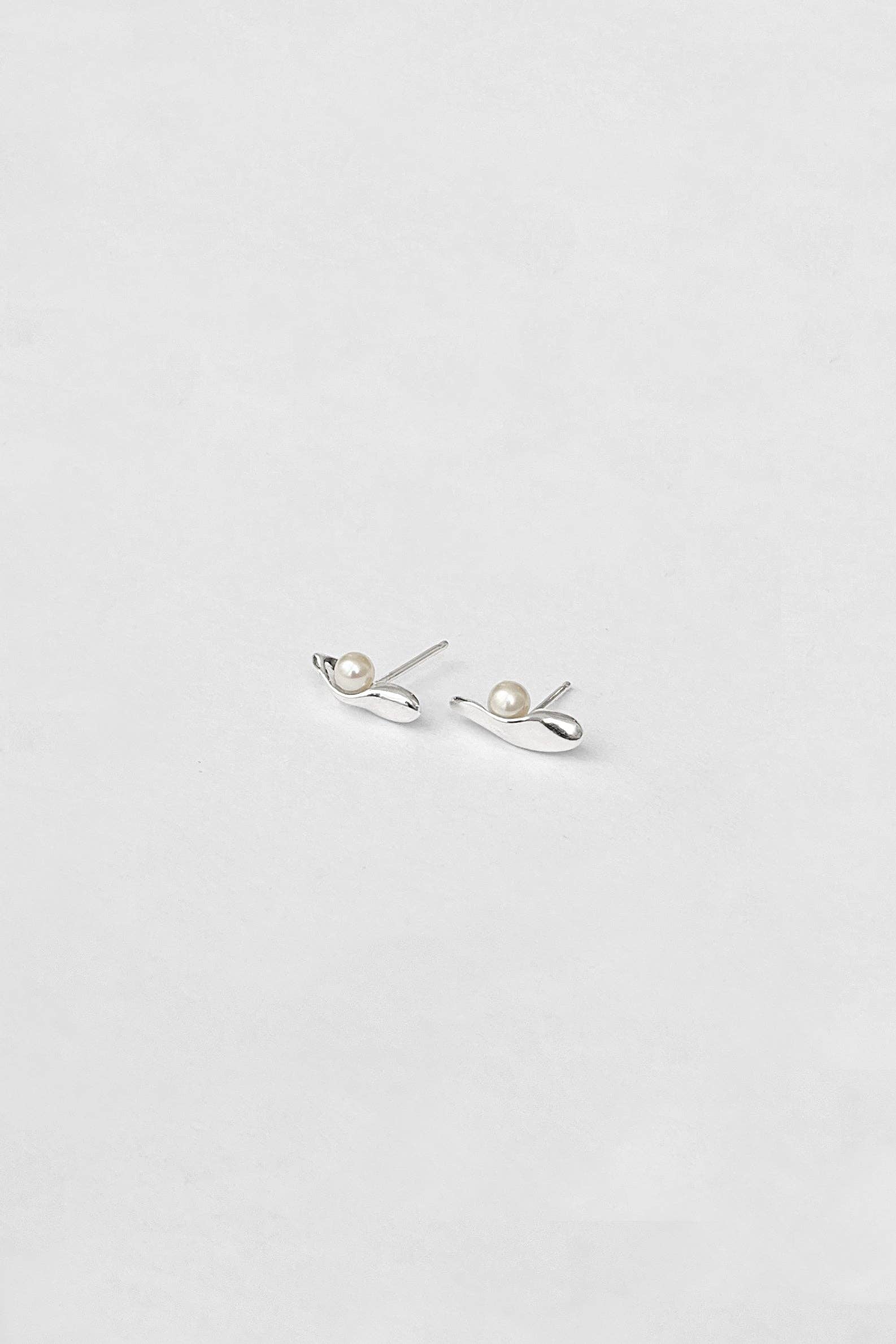 Hidden Stud: Sterling Silver