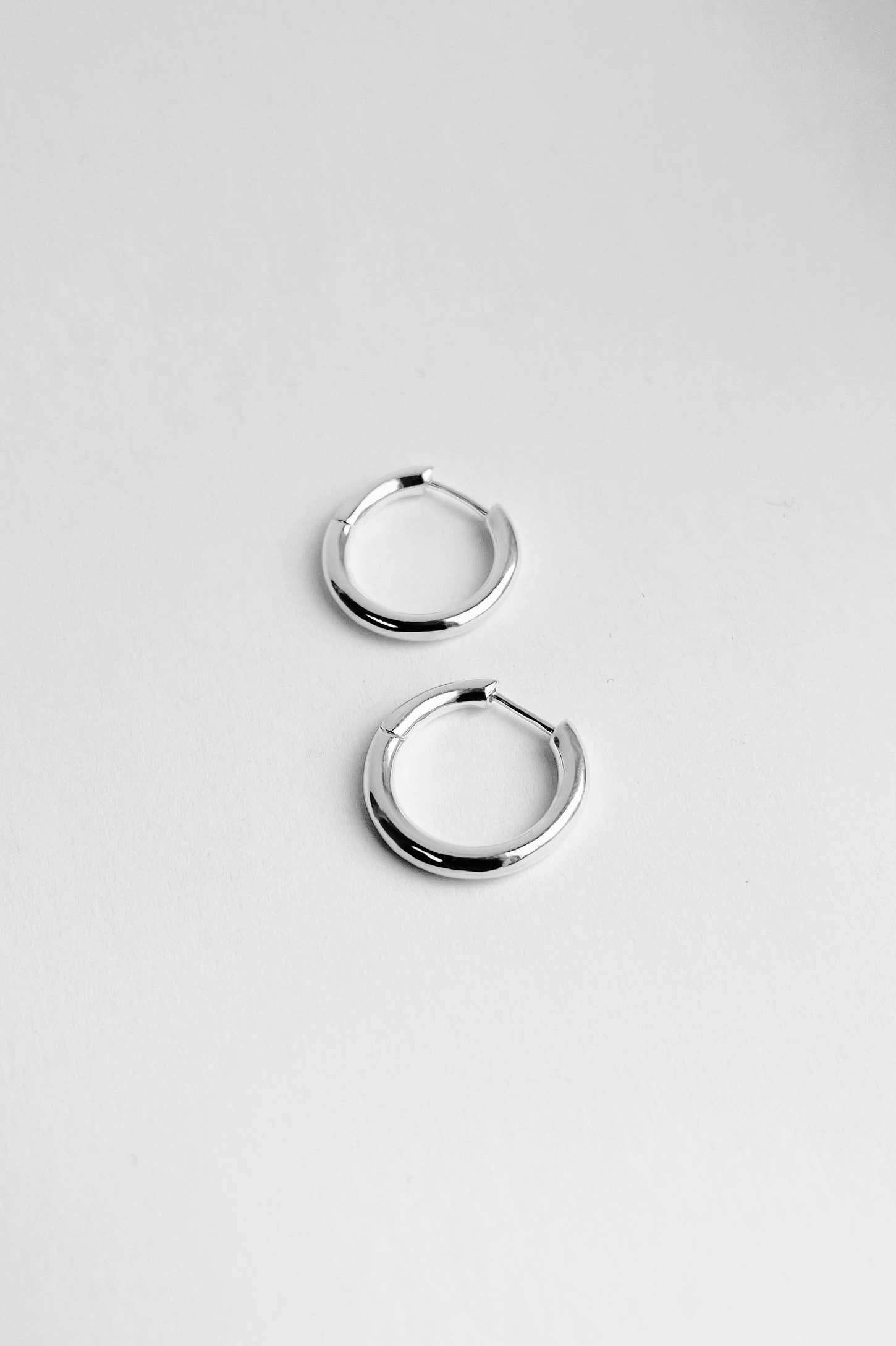 Uma Hoops: Sterling Silver