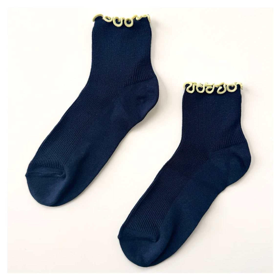 The Petite Ruffled Modal Socks | Navy & Butter