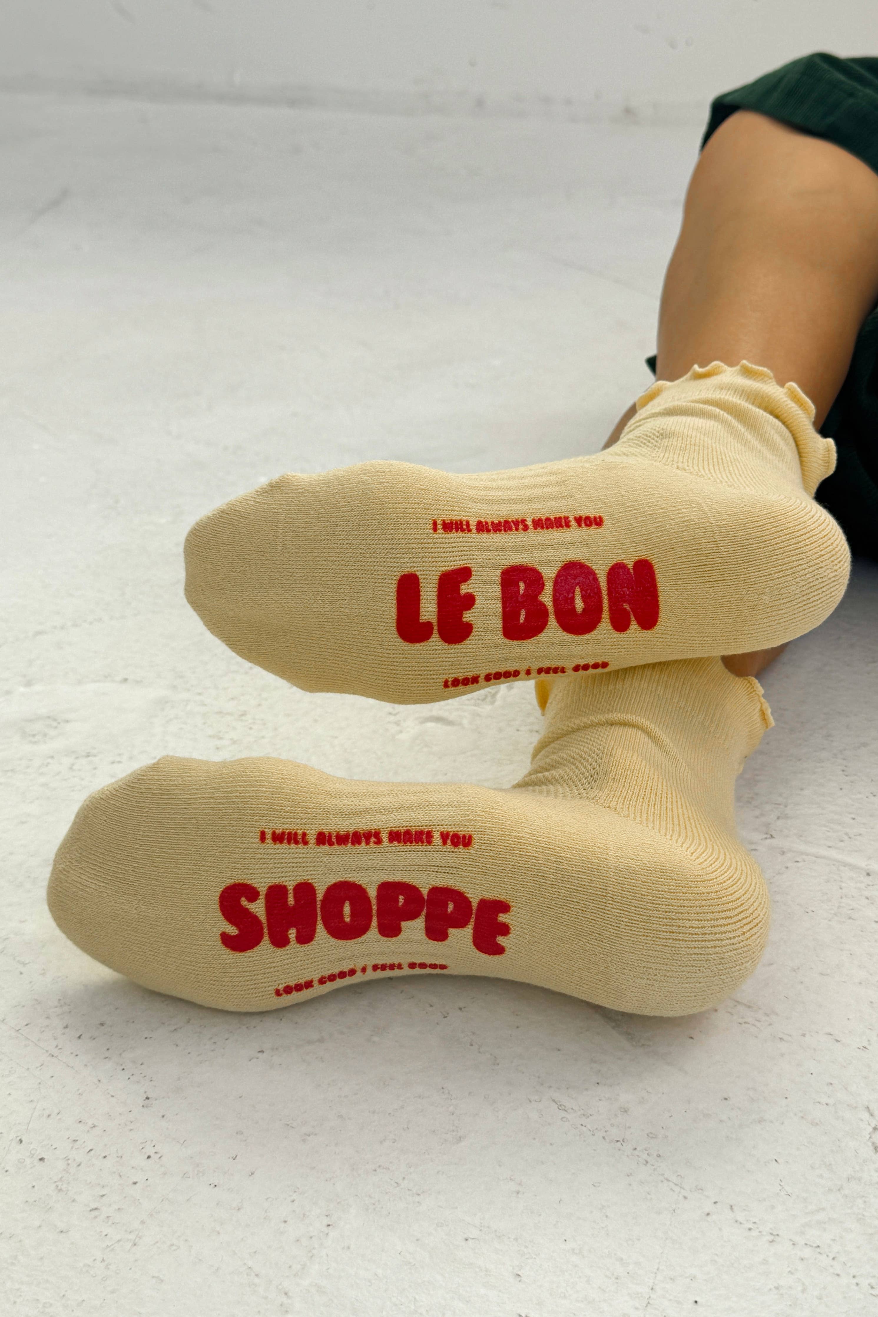 Ruffled Hugger Crew Socks | Banana Cream