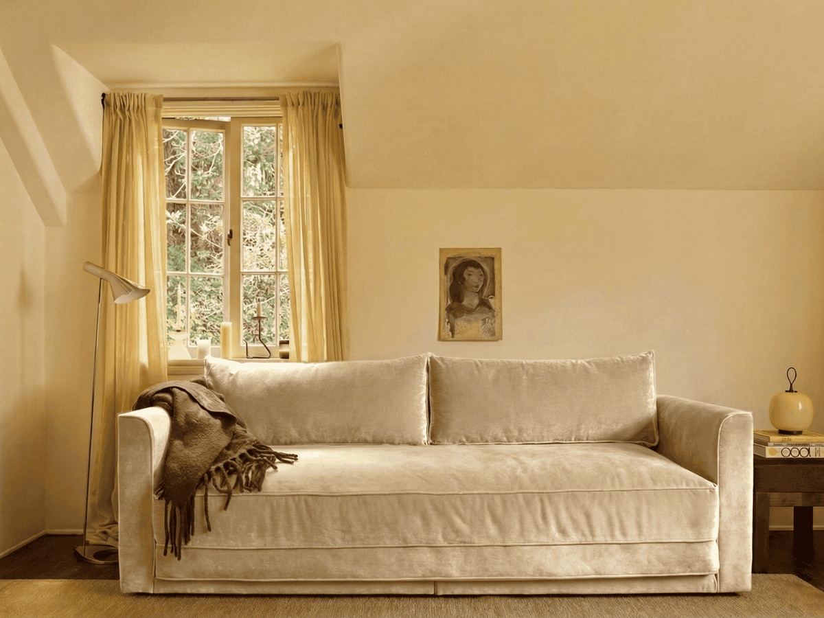 The Eclipse Sleeper Sofa | 90" | Recycled Velvet