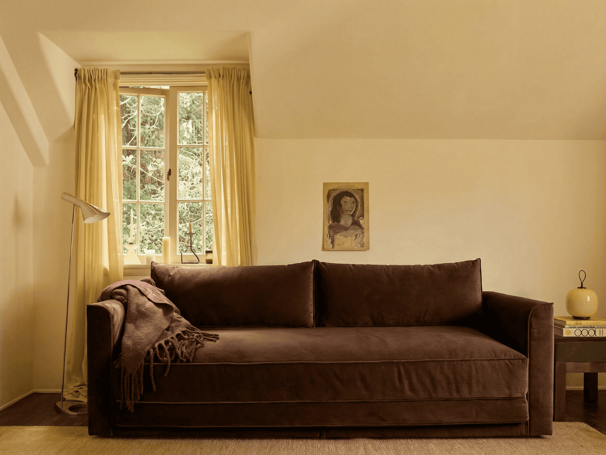 The Eclipse Sleeper Sofa | 90" | Recycled Velvet