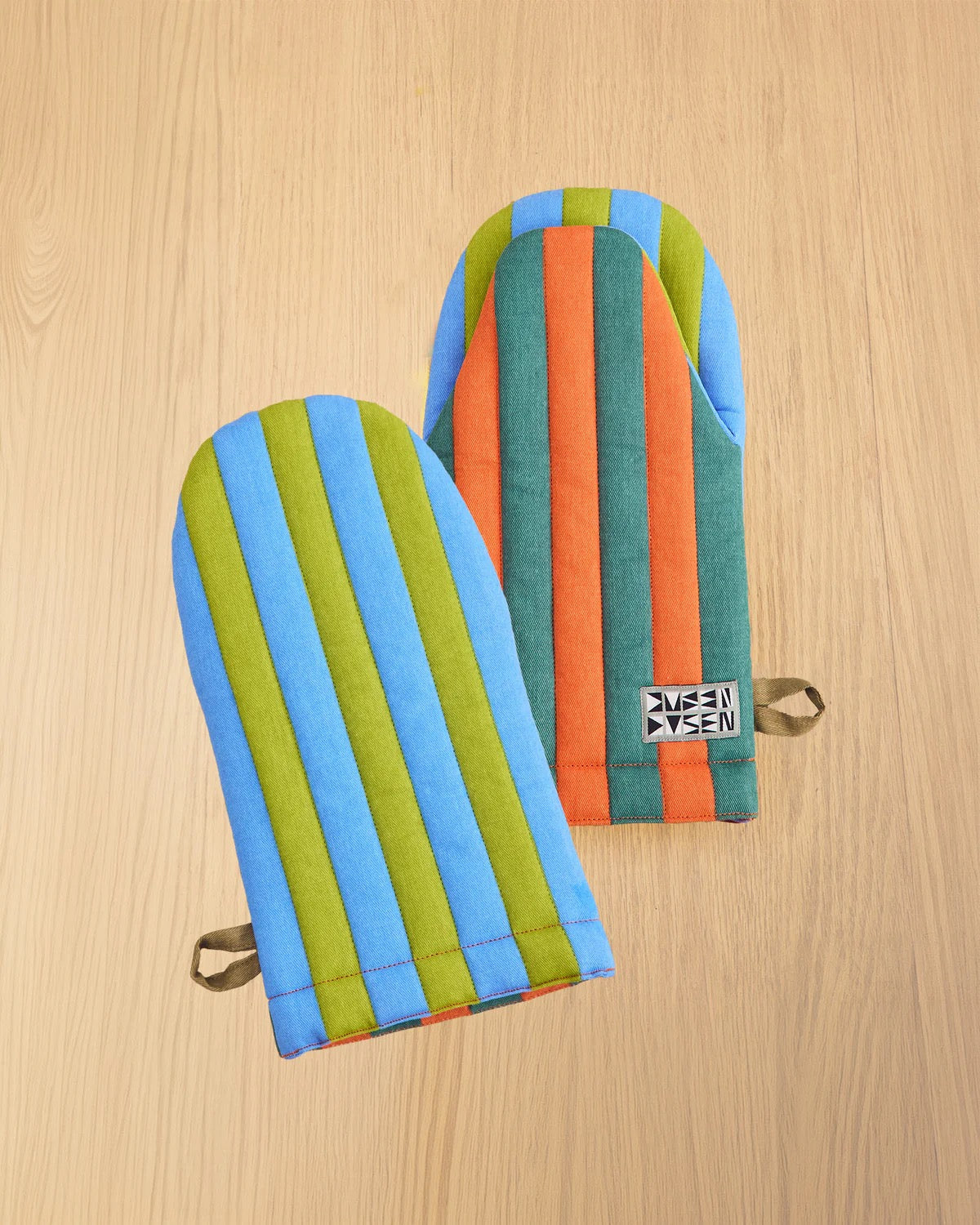 Striped Oven Mitt | Grasshopper