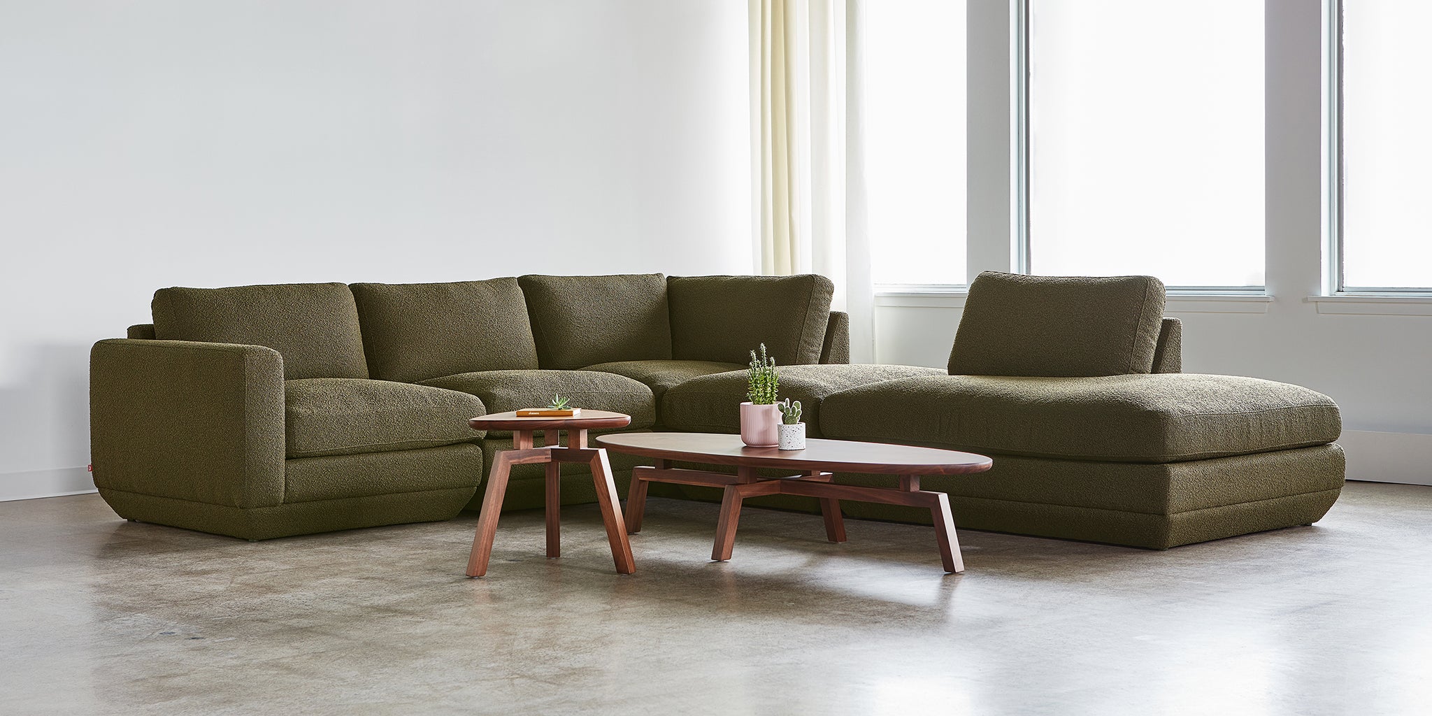 Podium Modular Five Piece Group Seating Sectional | Right Facing