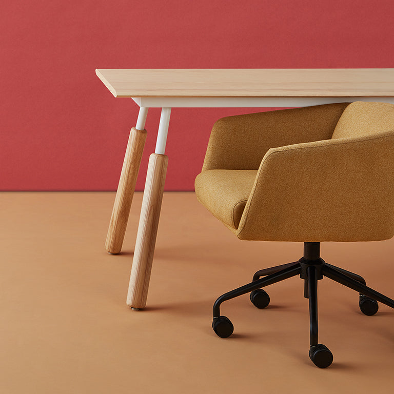 Radius Task Chair