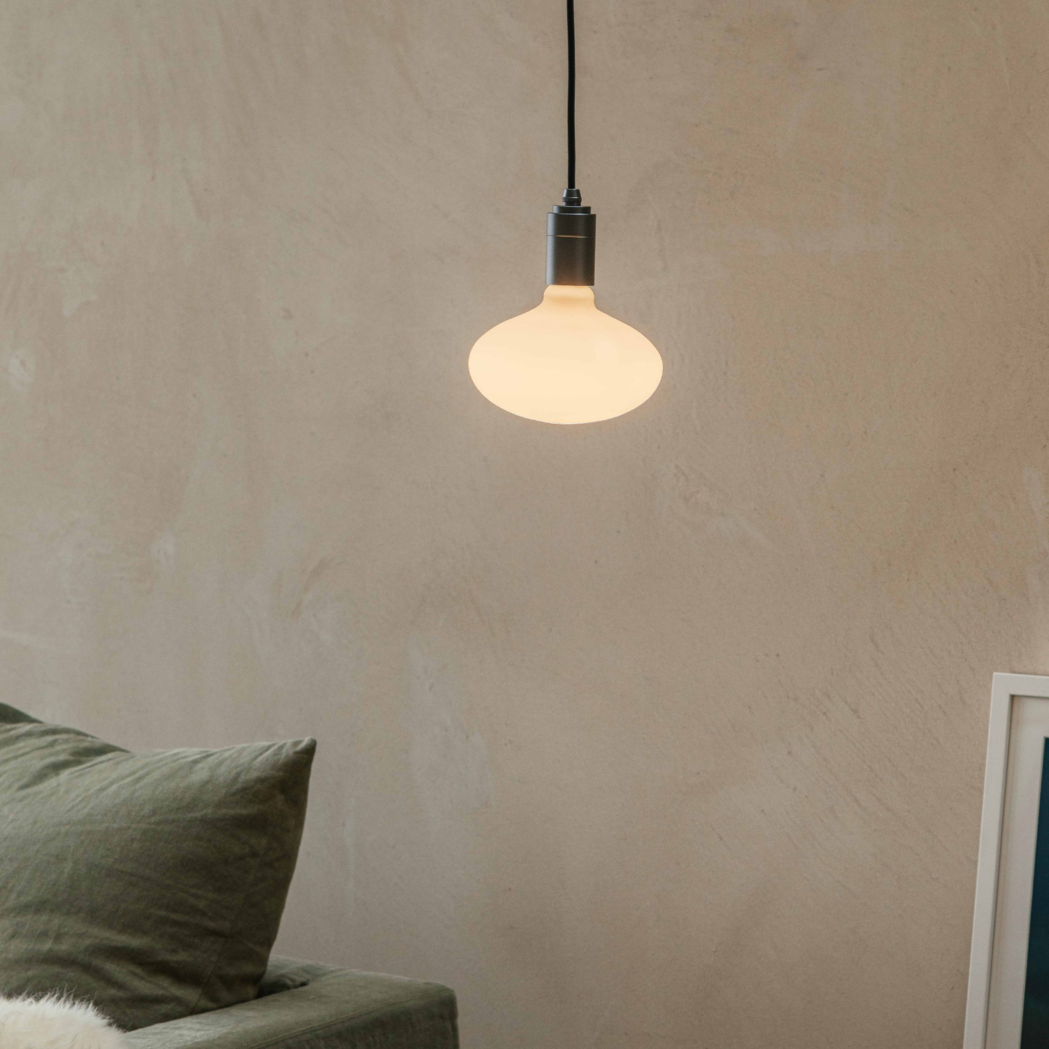 Oval Dim to Warm Plug-In Pendant in Graphite