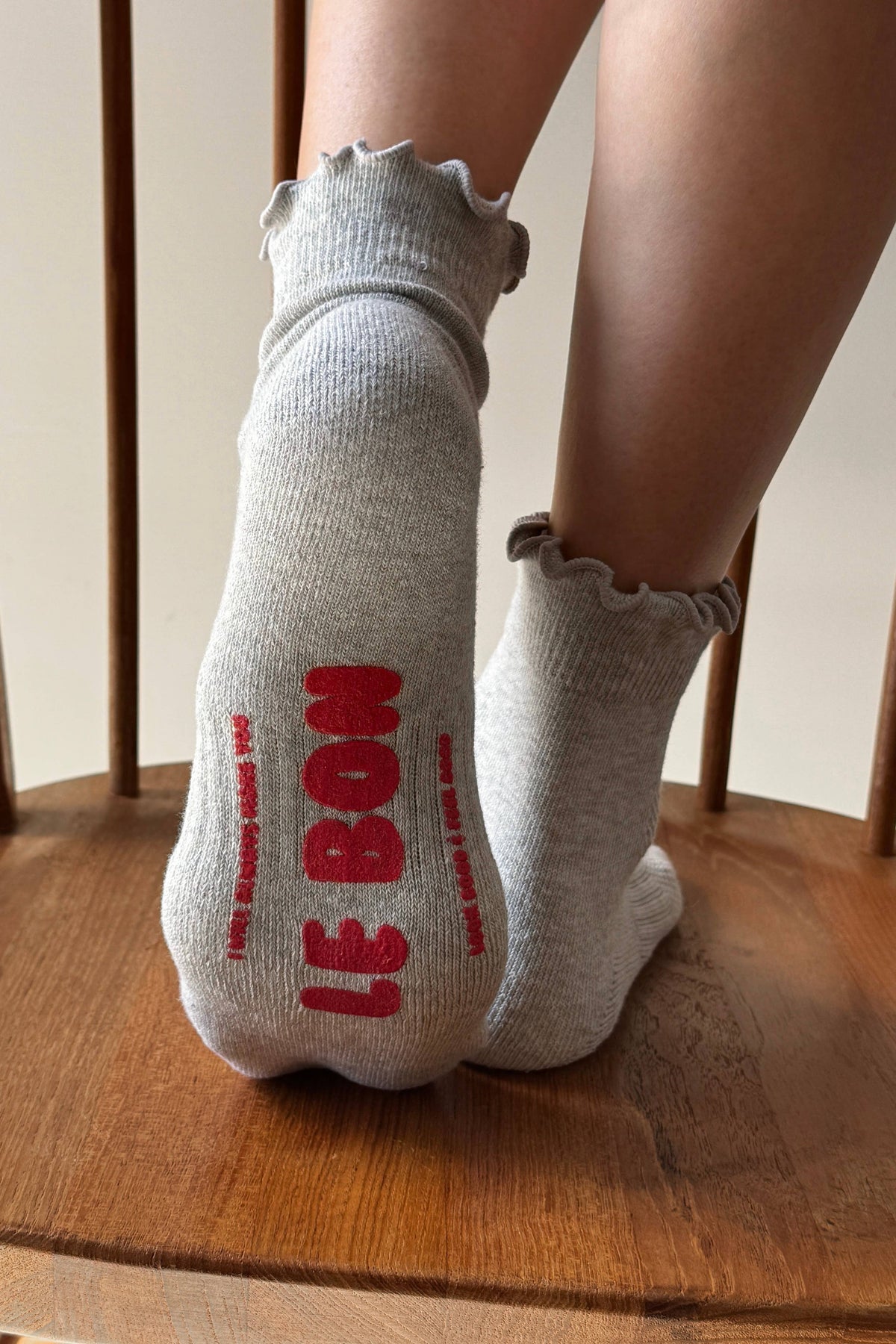 Ruffled Hugger Crew Socks | Vintage Pink + Black
