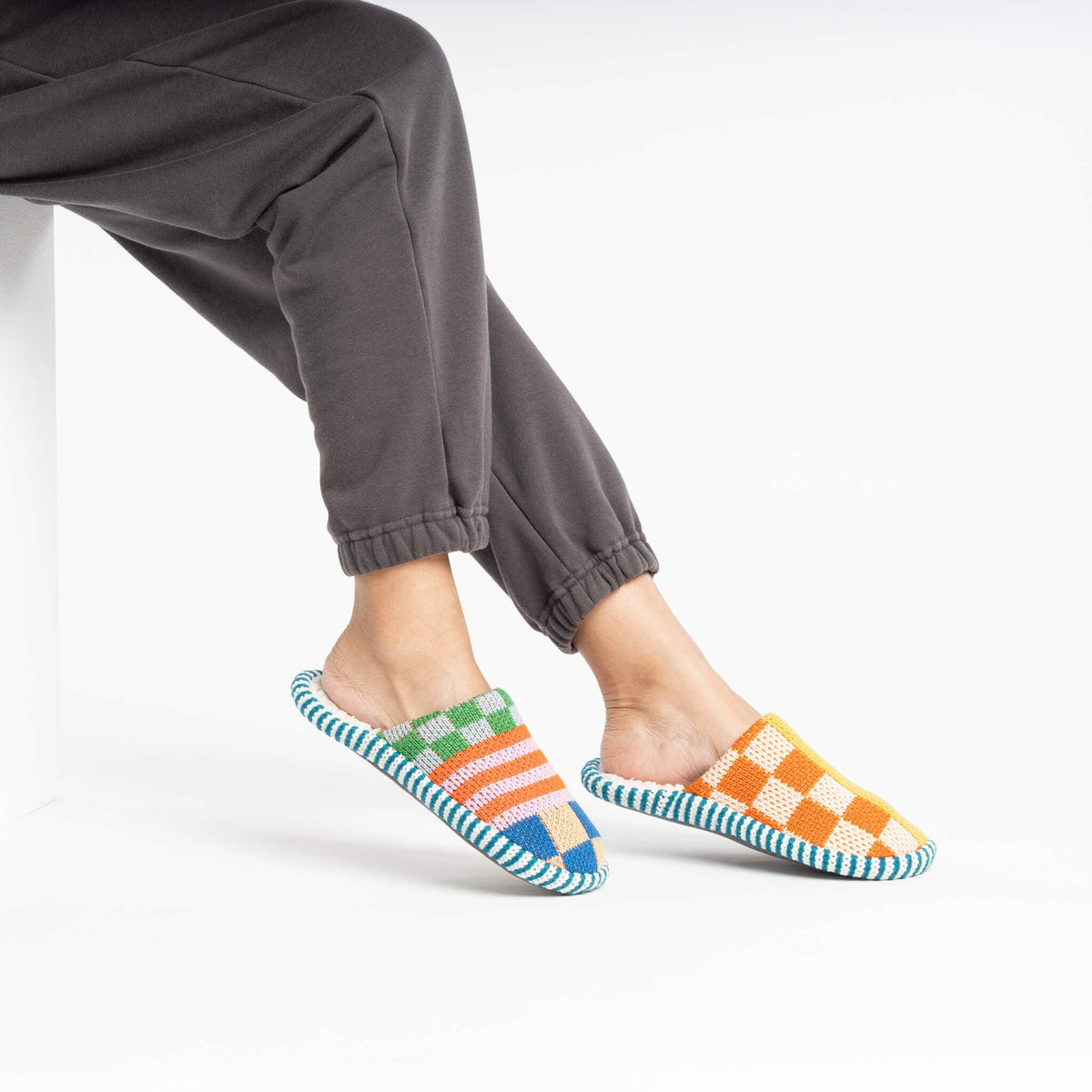 Pattern Patch Slide Slippers | Candy | S/M
