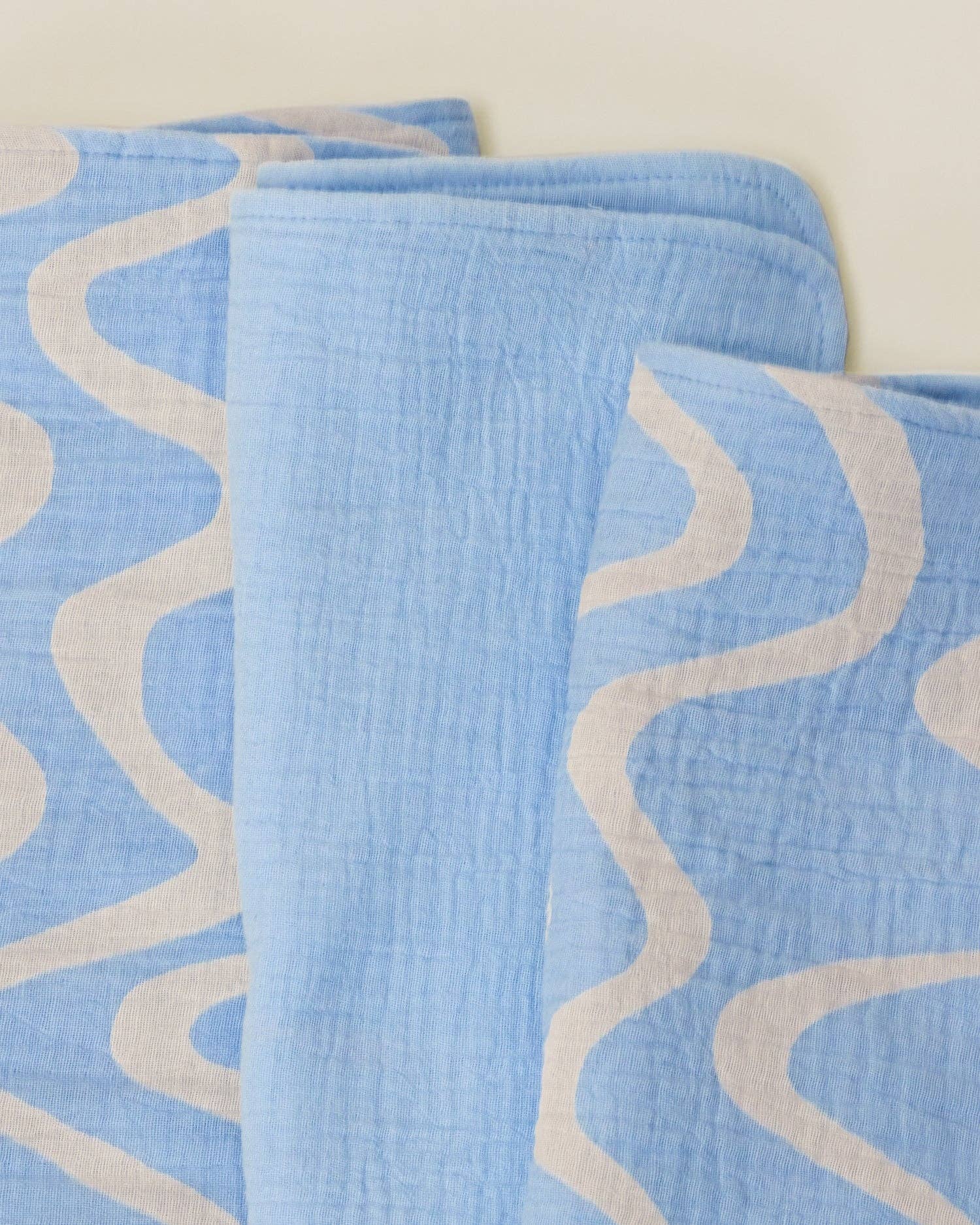 Organic Muslin Burp Cloth (3-Pack) | White Cherries