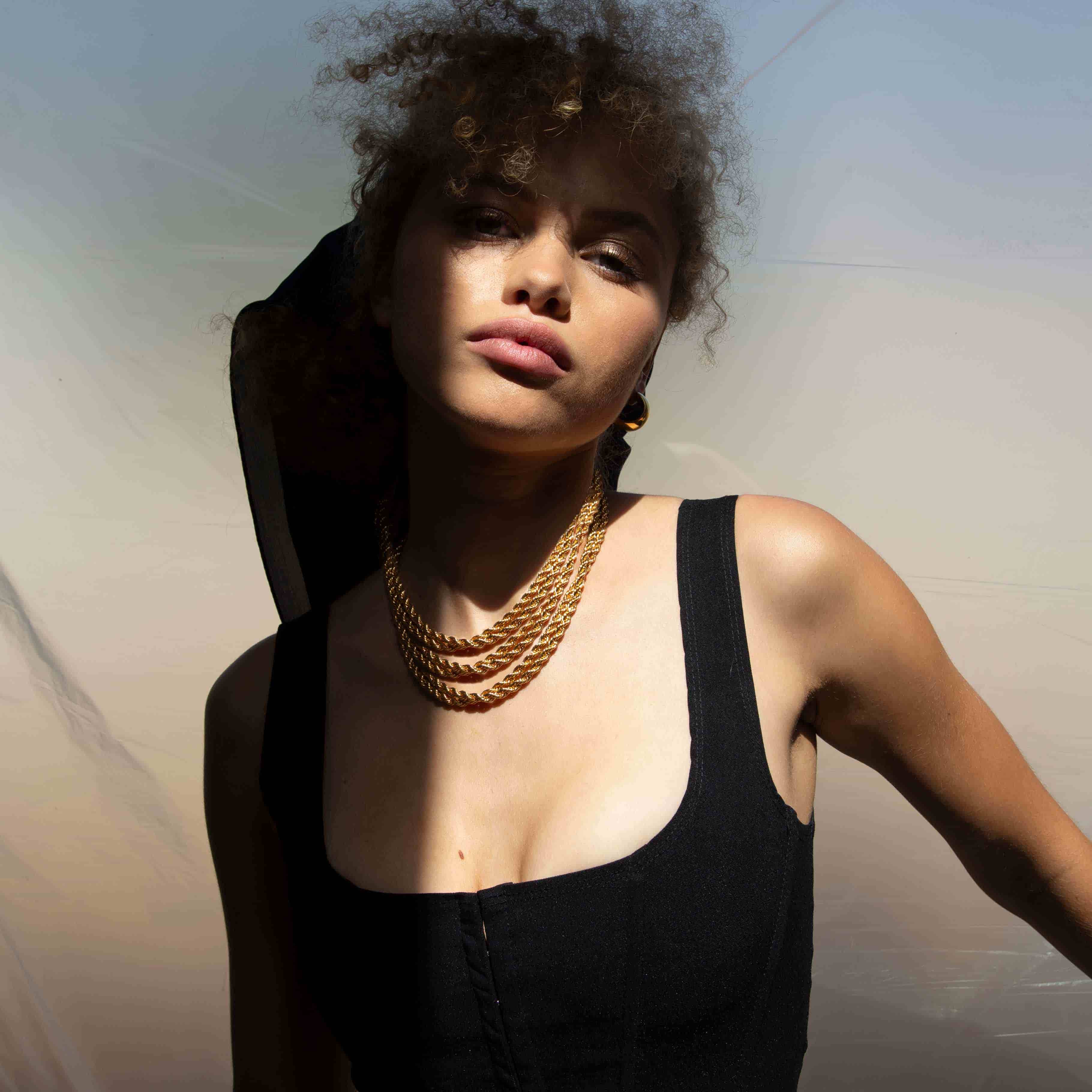 Hollyhock Rope Chain Necklace | Gold