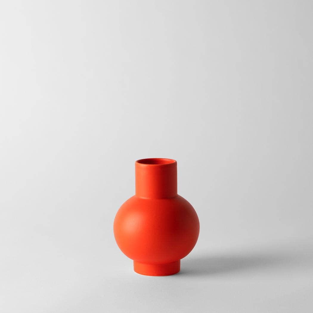 Strøm Small Vase | Strong Coral
