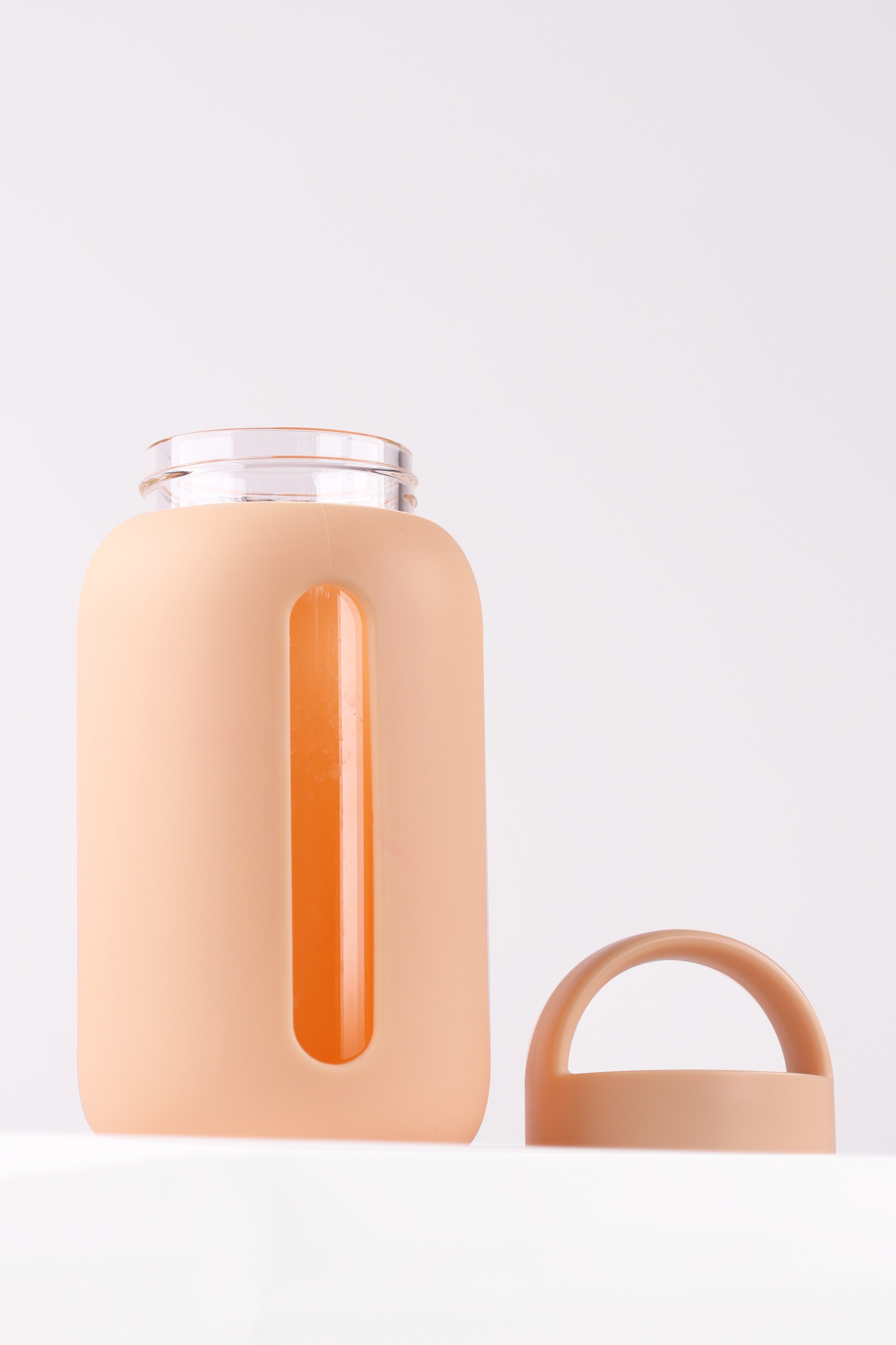 Apricot Mini Bottle | 17oz