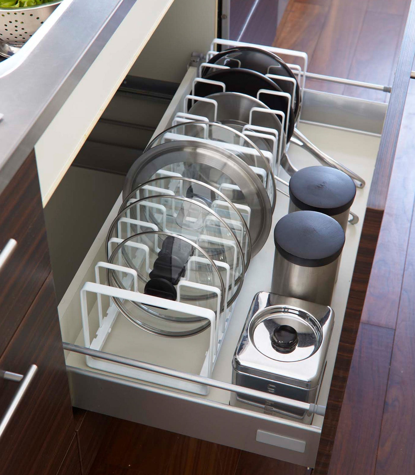 Adjustable Pot Lid and Frying Pan Organizer