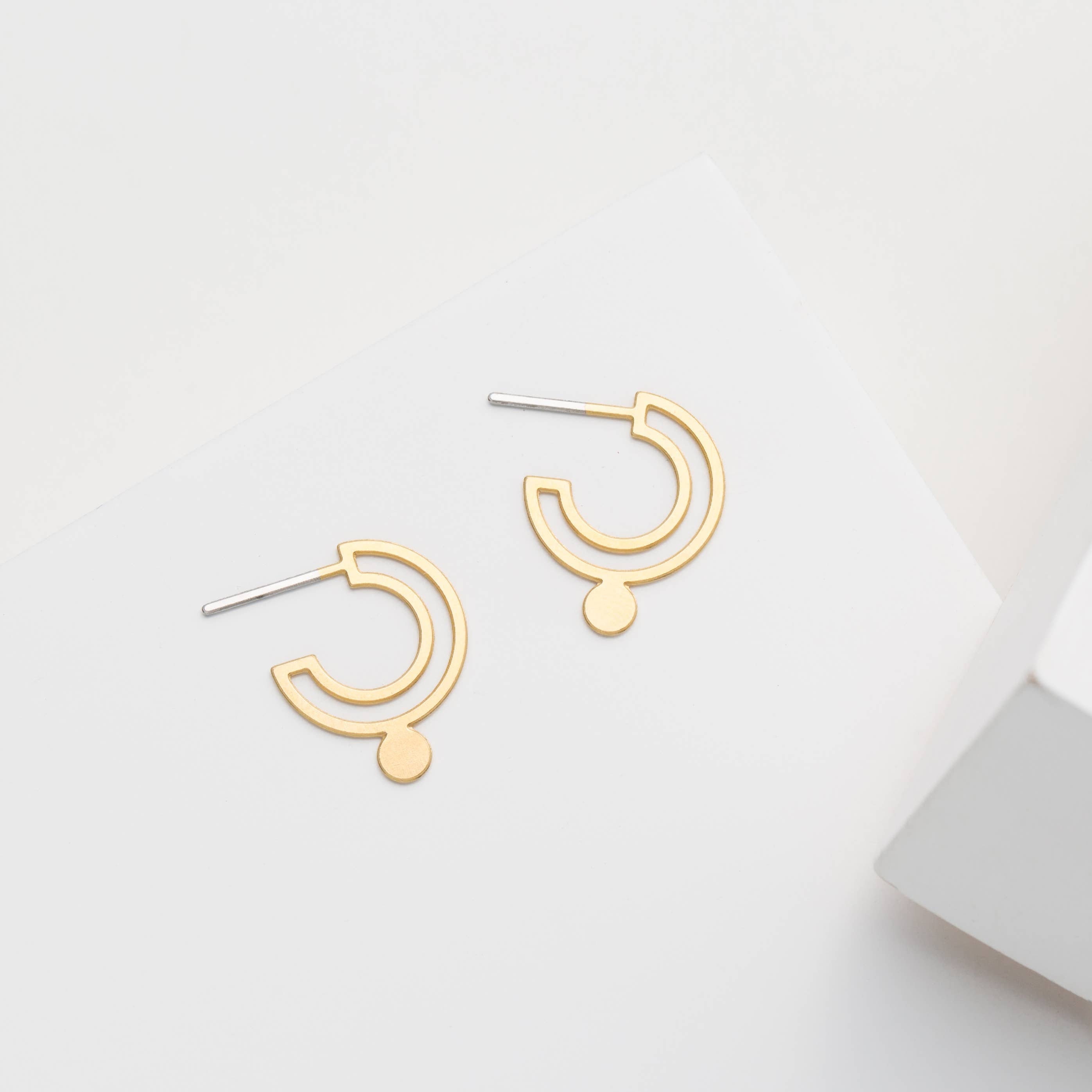 Neutra Minis | Gold Plated Mini Hoops
