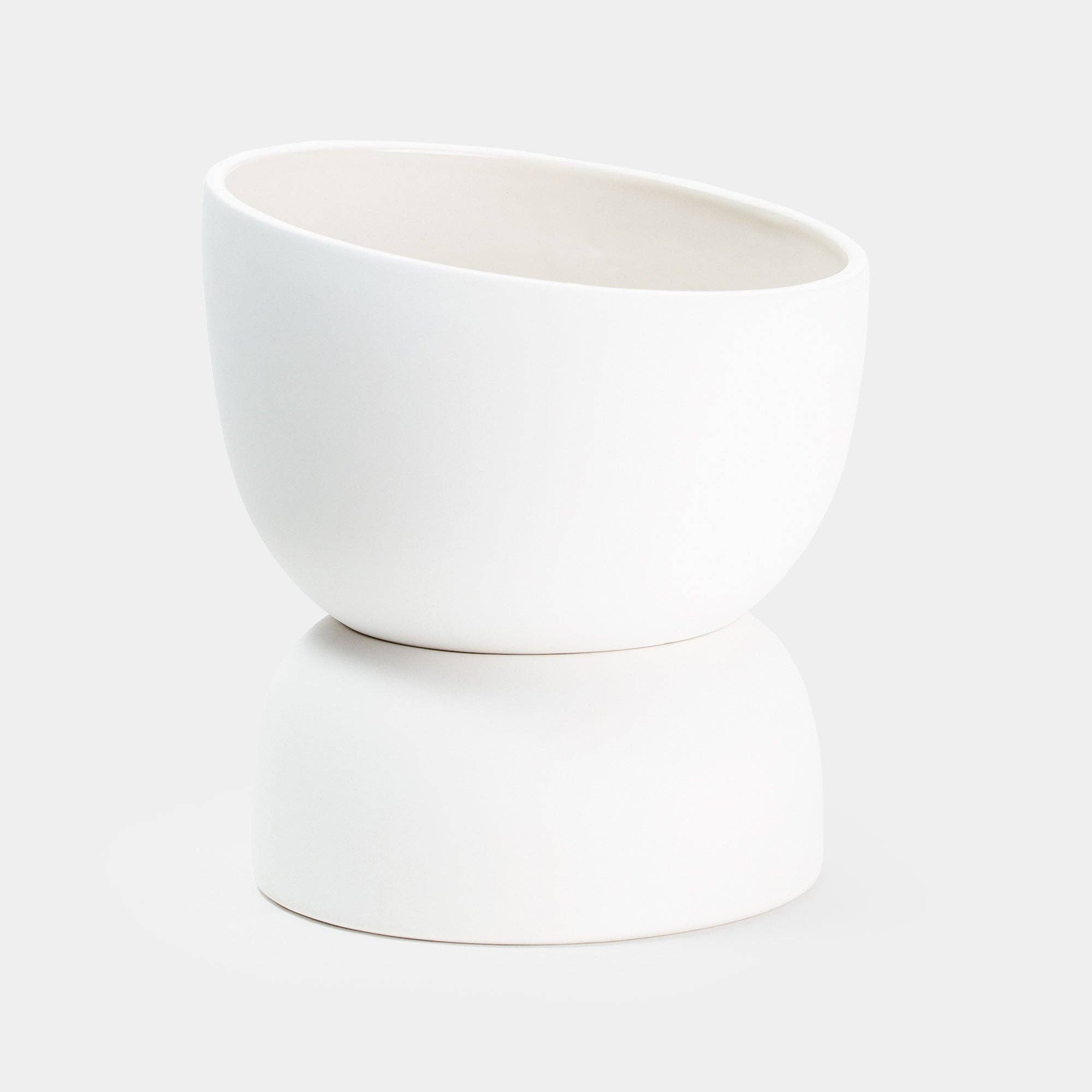 Varick Ceramic Self Watering Pot: White Dolomite